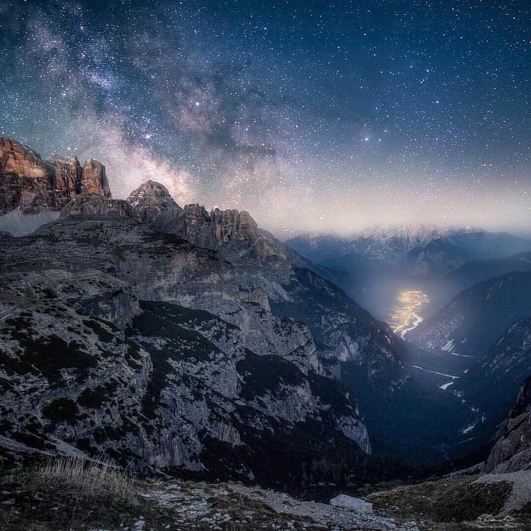 Canon Photographyさんのインスタグラム写真 - (Canon PhotographyInstagram)「A wonderful starry night ✨  Captured by @steffeneisenacher  Canon 6D + 24mm f/1.4 #stars #nightphotography #dolomites #southtyrol #trecimedilavaredo #milkyway」5月3日 21時13分 - cpcollectives