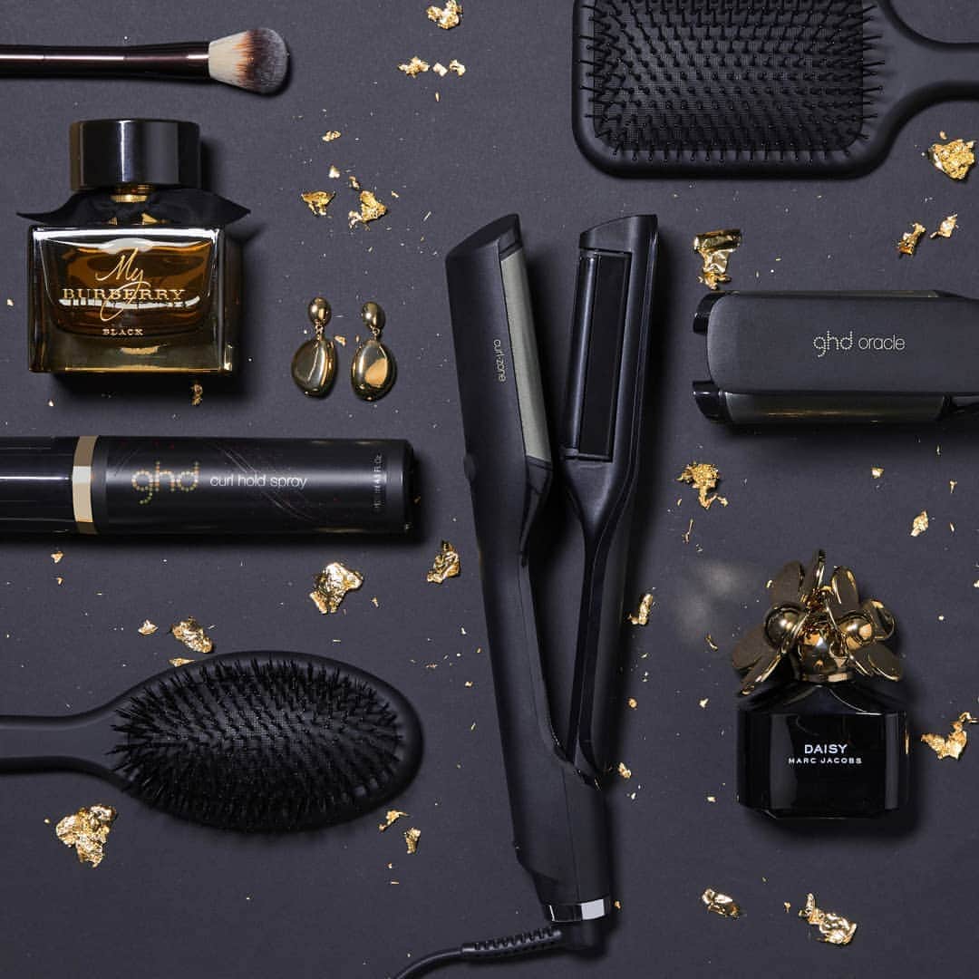 ghd hairさんのインスタグラム写真 - (ghd hairInstagram)「Messy textured, polished waves or bouncy curls – just some of the looks that the revolutionary ghd oracle can create. 💫😍👌 Available exclusively in @officialrushhairbeauty  #ghdhair #goodhairday #ghdoracle #curlgoals」5月3日 21時08分 - ghdhair