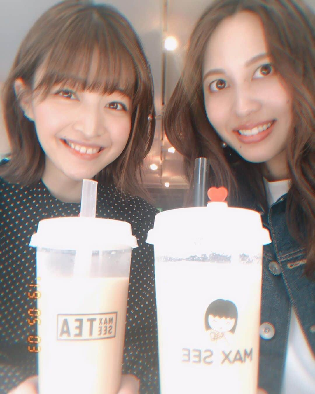 森田紗英さんのインスタグラム写真 - (森田紗英Instagram)「_ 久しぶりのさやかちゃんと🥺 _ 出会ったのは7年前！ さやかちゃんは神戸の観光大使！ 私は千歳の観光大使！ 茨城空港の開港3周年記念のイベントで 知り合ったの☺️💕 _ そのあと3年半前？くらいに 北海道に遊びにきてくれたの！ だから、今日で会うのは3度目！！ なのにめちゃめちゃ意気投合して 仲良し☺️💕 こうやって縁が続くってとても嬉しい！ 東京に来るからって連絡くれて 本当に嬉しかった😭 ありがとう〜〜！ またご飯行こうね！！！ 次はめいちゃんも☺️💕 今年は3人で会うぞー！ _ _ _ #久しぶり #観光大使 #7年ぶり #懐かしい #ランチ #タピオカ #お腹いっぱい #いいね #今度は3人で #ありがとう」5月3日 16時06分 - moricoff