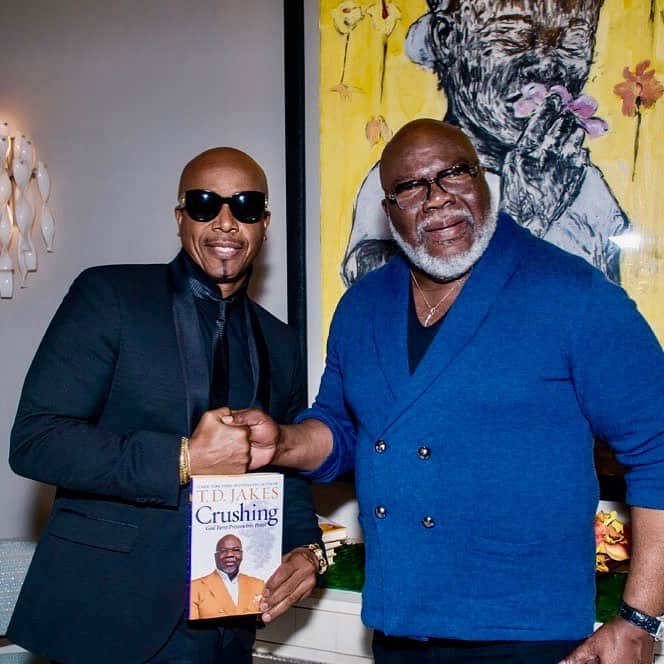 MCハマーのインスタグラム：「‪Congratulations @BishopJakes Amazing,revelatory book !!!!! #Crushing .. Thank you @FeliciaHorowitz and  and Ben Horowitz spectacular event ! ‬」