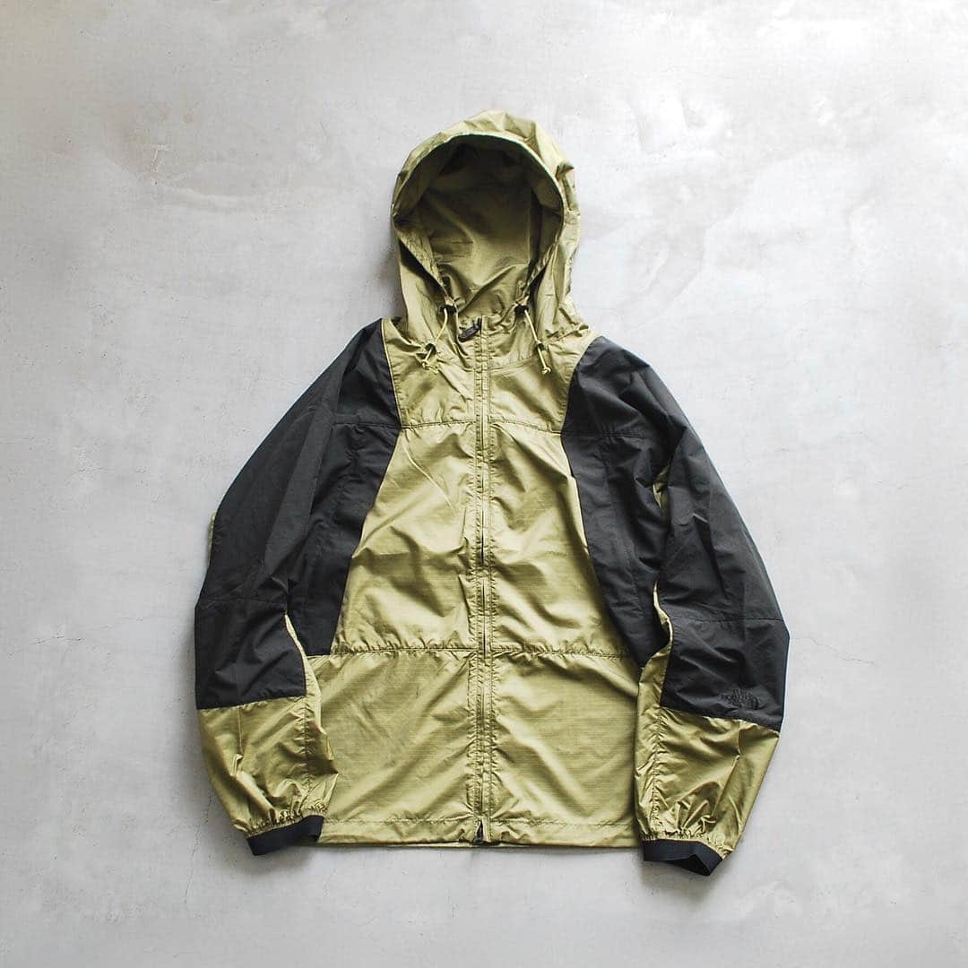 wonder_mountain_irieさんのインスタグラム写真 - (wonder_mountain_irieInstagram)「_ THE NORTH FACE PURPLE LABEL / ザ ノースフェイス パープルレーベル “Mountain Wind Parka” ￥28,080- _ 〈online store / @digital_mountain〉 http://www.digital-mountain.net/shopdetail/000000008928/ _ 【オンラインストア#DigitalMountain へのご注文】 *24時間受付 *15時までのご注文で即日発送 *1万円以上ご購入で送料無料 tel：084-973-8204 _ We can send your order overseas. Accepted payment method is by PayPal or credit card only. (AMEX is not accepted)  Ordering procedure details can be found here. >>http://www.digital-mountain.net/html/page56.html _ 本店：#WonderMountain  blog>> http://wm.digital-mountain.info/blog/20190414-1/ _ #nanamica #THENORTHFACPURPLELABEL  #ナナミカ #ザノースフェイスパープルレーベル _ 〒720-0044 広島県福山市笠岡町4-18 JR 「#福山駅」より徒歩10分 (12:00 - 19:00 水曜定休) #ワンダーマウンテン #japan #hiroshima #福山 #福山市 #尾道 #倉敷 #鞆の浦 近く _ 系列店：@hacbywondermountain _」5月3日 17時05分 - wonder_mountain_