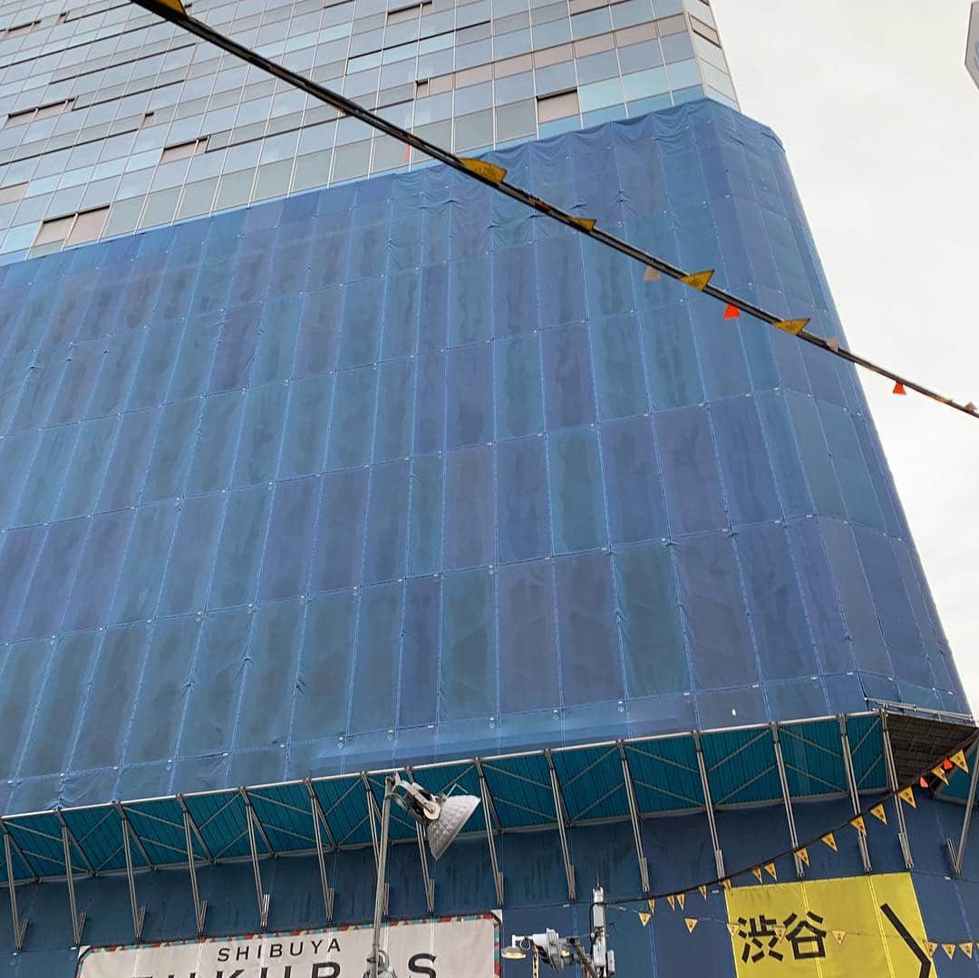 安倍宏行さんのインスタグラム写真 - (安倍宏行Instagram)「#渋谷 #大改造中 #あっという間にビルが建つ」5月3日 17時32分 - higeabe