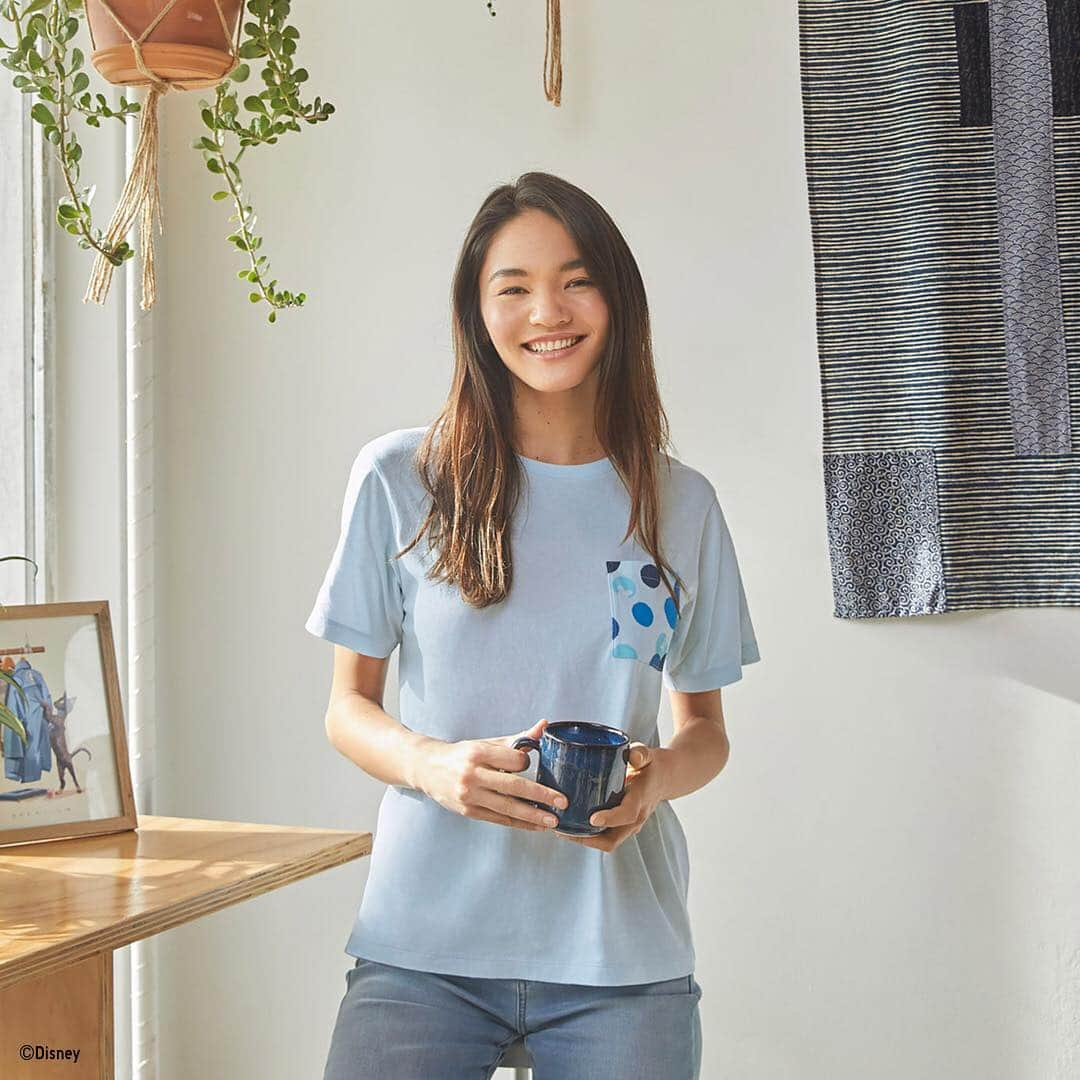 ユニクロさんのインスタグラム写真 - (ユニクロInstagram)「The unique MICKEY BLUE collection is inspired by indigo, a traditional hue that colors our world. Indigo blue is a shade that evokes culture and history such as iconic indigo-dyeing and denim. You can feel a great diversity of craftsmanship from the collection. ﻿ @uniqlo.ut @Disney﻿ #UT2019 #uniqloUT #uniqlo #WEARYOURWORLD #magicforall」4月19日 10時59分 - uniqlo