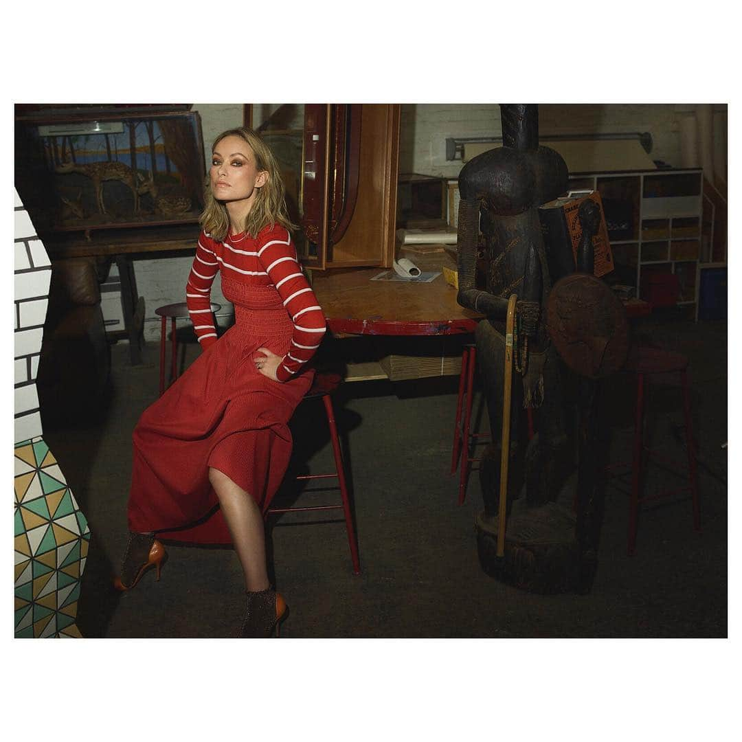 オリヴィア・ワイルドさんのインスタグラム写真 - (オリヴィア・ワイルドInstagram)「Playing dress-up with my favorite fashion line, @lalignenyc, at @dustinyellin’s studio in Red Hook.」4月19日 11時01分 - oliviawilde