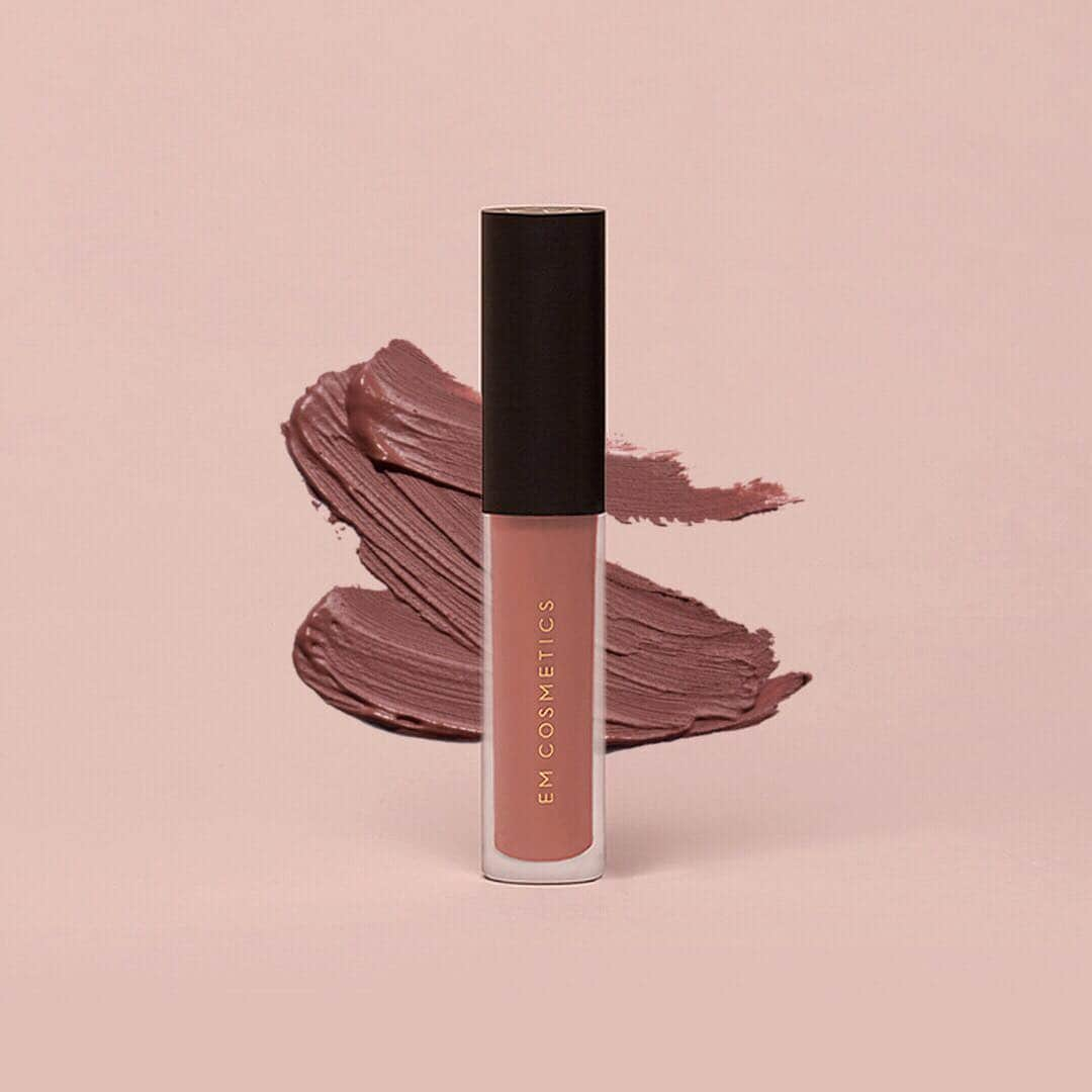 ミシェル・ファンさんのインスタグラム写真 - (ミシェル・ファンInstagram)「FREE deluxe sample of @emcosmetics best selling Infinite Lip Cloud shade, ROSE NUDE when you spend $55 or more! Offer valid 4/16-4/30 ✌️」4月19日 11時18分 - michellephan