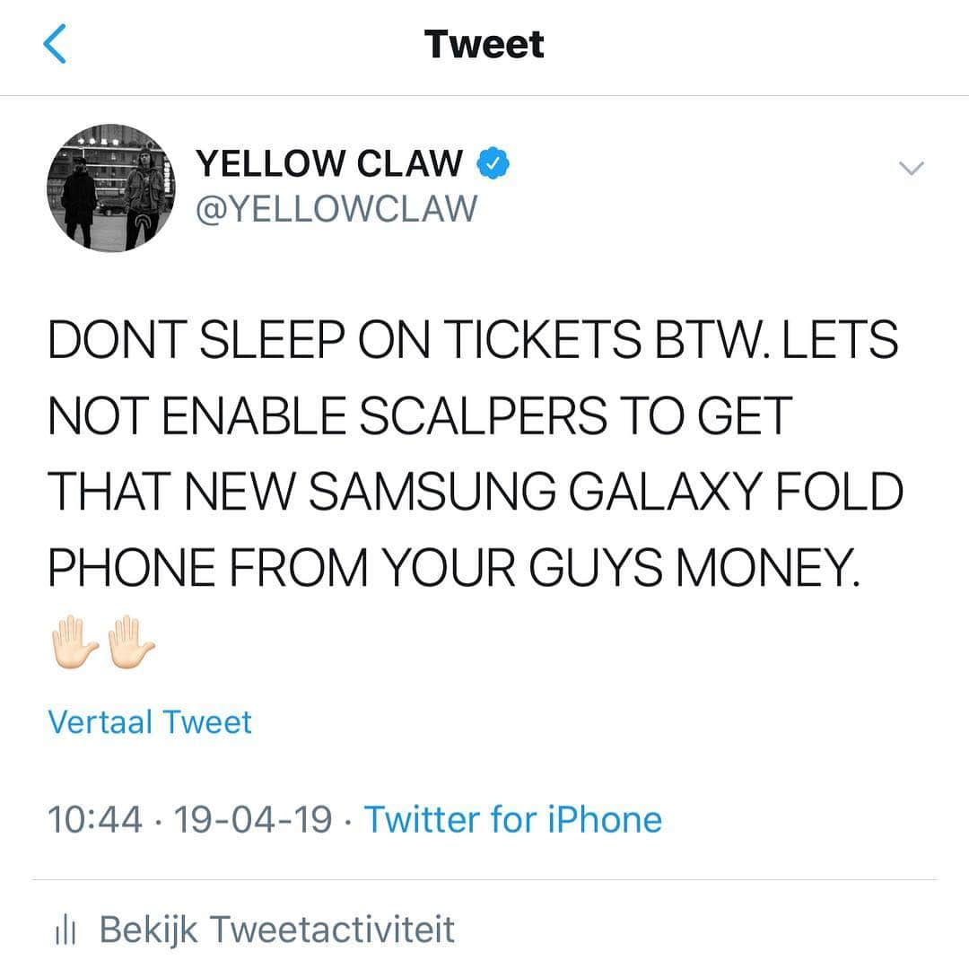 Yellow M.F. Clawさんのインスタグラム写真 - (Yellow M.F. ClawInstagram)「READY TO MAKE SOME MEMORIES IN CALIFORNIA 🇺🇸🇺🇸🇺🇸 (TICKETLINKS IN STORY)」4月19日 11時50分 - yellowclaw