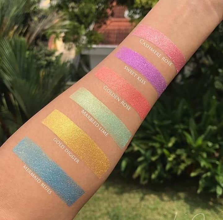 Makeup Addiction Cosmeticsさんのインスタグラム写真 - (Makeup Addiction CosmeticsInstagram)「🌸💕🌸Gorgeous swatches of our pigments by @lucinda212!⁣ #makeupaddictioncosmetics #makeupaddictionpigments⁣ #maddpigments⁣ #eyecandy」4月19日 3時05分 - makeupaddictioncosmetics
