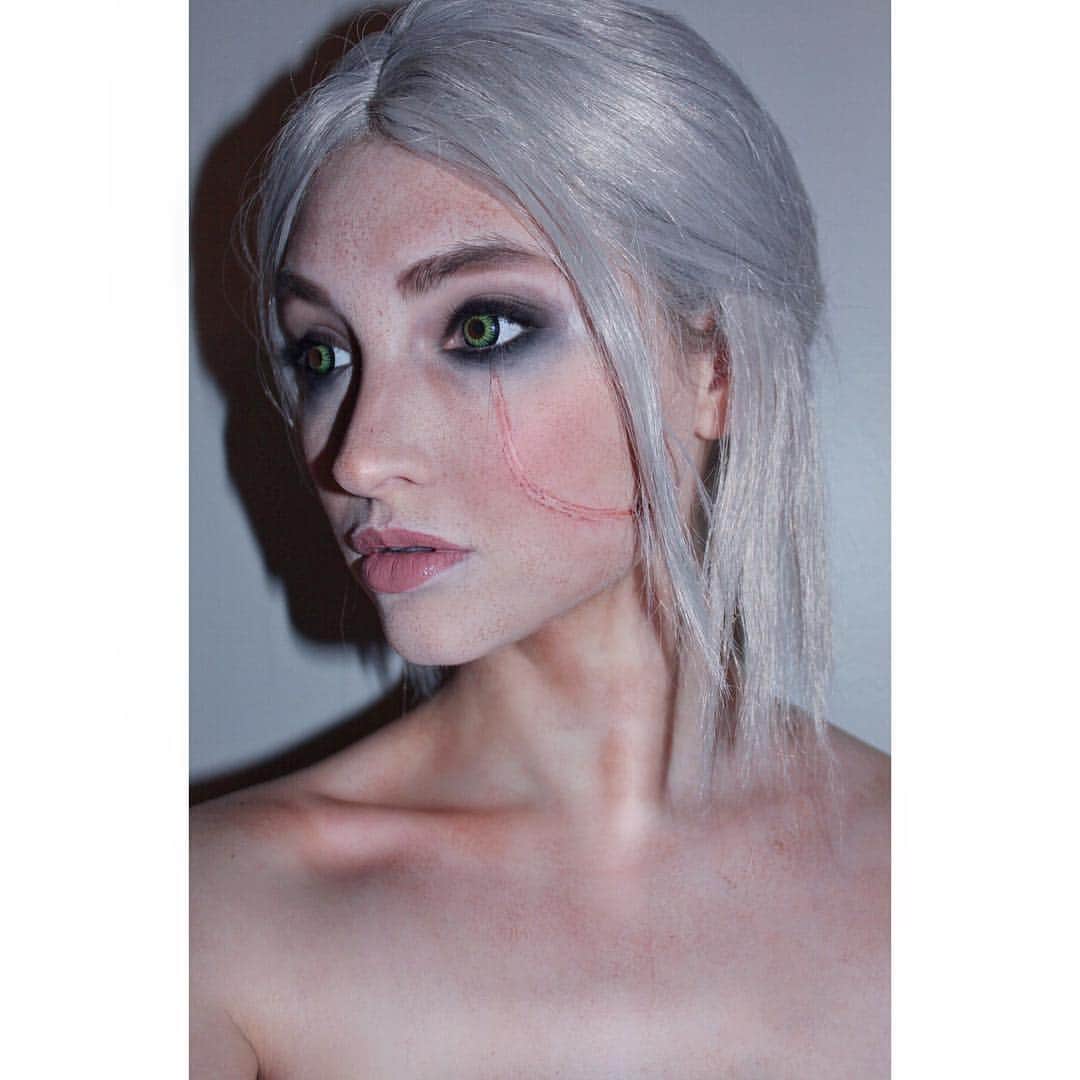 アンナ・フェイスさんのインスタグラム写真 - (アンナ・フェイスInstagram)「The highly requested scar side! #ciri #witcher #cosplay #makeuptest」4月19日 4時11分 - annafaith