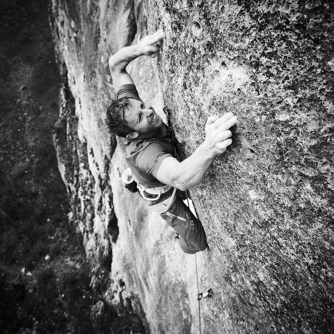 トミー・コールドウェルのインスタグラム：「I spent the last few days at the @team_edelrid mothership in Isny Germany testing gear and climbing with the designers. I came away feeling pretty overstoker about the innovations on both the environmental and technical side of the products to come. For now I have to keep the details secret. But I’ll just say there are some potentially game changing ideas in the works. I am so proud of this core team of designers.」