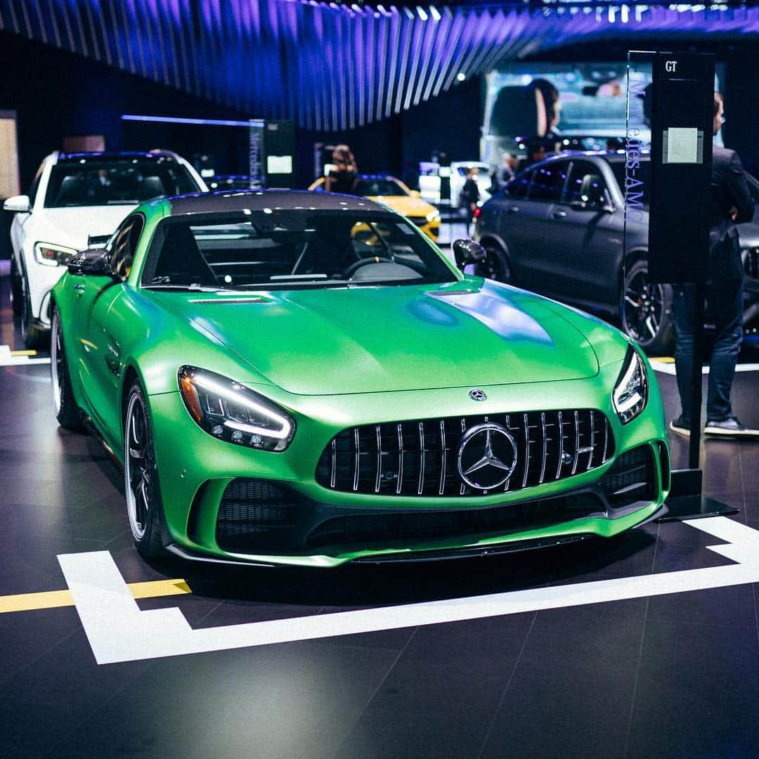 メルセデス・ベンツさんのインスタグラム写真 - (メルセデス・ベンツInstagram)「It’s finally time for a recap of our exciting @nyautoshow lineup! Which model are you the most excited for so far?  #NYIAS #NYIAS2019 #MercedesBenz #GLS #EQC #SwitchtoEQ #CLA #GClass #AClass #GTR [Mercedes-Benz GLS 580 4MATIC |  Kraftstoffverbrauch kombiniert: 10,0–9,8 l/100 km | CO₂-Emissionen: 229-224 g/km | mb4.me/RechtlicherHinweis] [Mercedes-AMG A 35 4MATIC Saloon | Kraftstoffverbrauch kombiniert: 7,3-7,2 | CO₂-Emissionen kombiniert: 167-164 g/km | mb4.me/RechtlicherHinweis] [Mercedes-AMG CLA 35 4MATIC Coupé | Kraftstoffverbrauch kombiniert: 7,3-7,2 | CO₂-Emissionen kombiniert: 167-164 g/km | mb4.me/RechtlicherHinweis] [Mercedes-Benz EQC 400 4MATIC Edition 1886 | Stromverbrauch kombiniert: 20,8-19,7 kWh/100 km | CO₂-Emissionen kombiniert: 0 g/km | mb4.me/nefz-electric] [Mercedes-AMG G 63 | Kraftstoffverbrauch kombiniert: 13,1 | CO₂-Emissionen kombiniert: 299 g/km | mb4.me/RechtlicherHinweis] [Mercedes-AMG GT R | Kraftstoffverbrauch kombiniert: 12,4 | CO₂-Emissionen kombiniert: 284 g/km | mb4.me/RechtlicherHinweis] [Mercedes-AMG GT 63 S 4MATIC+ 4-Door Coupé| Kraftstoffverbrauch kombiniert: 11,3 | CO₂-Emissionen kombiniert: 257 g/km | mb4.me/RechtlicherHinweis]」4月19日 4時29分 - mercedesbenz