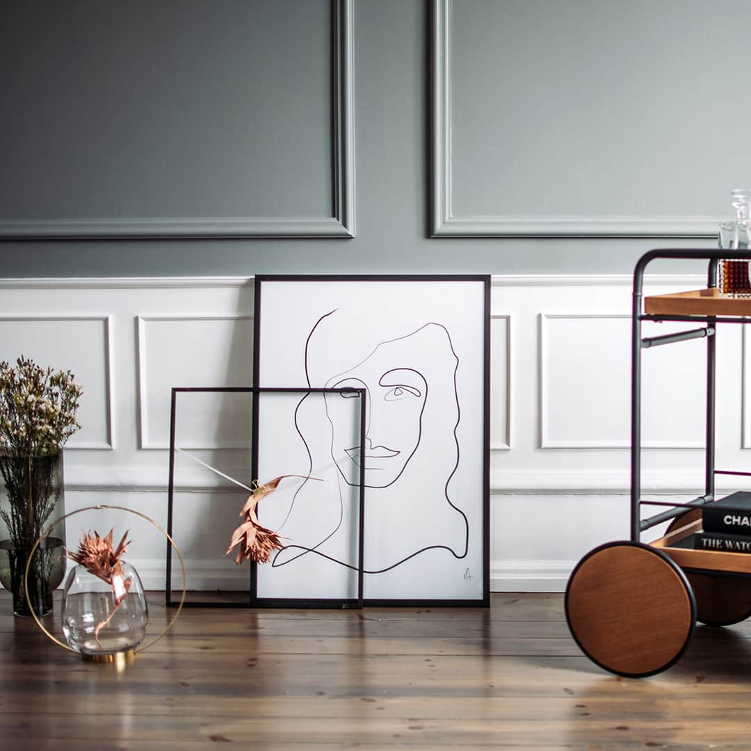 BoConceptさんのインスタグラム写真 - (BoConceptInstagram)「Simplicity and feminine elegance in one single line. Explore our range of beautiful line art online. Link in bio.  #BoConcept #spring #design #interior #gallery #lineart #danishdesign #furniture #accessories」4月19日 4時38分 - boconcept_official