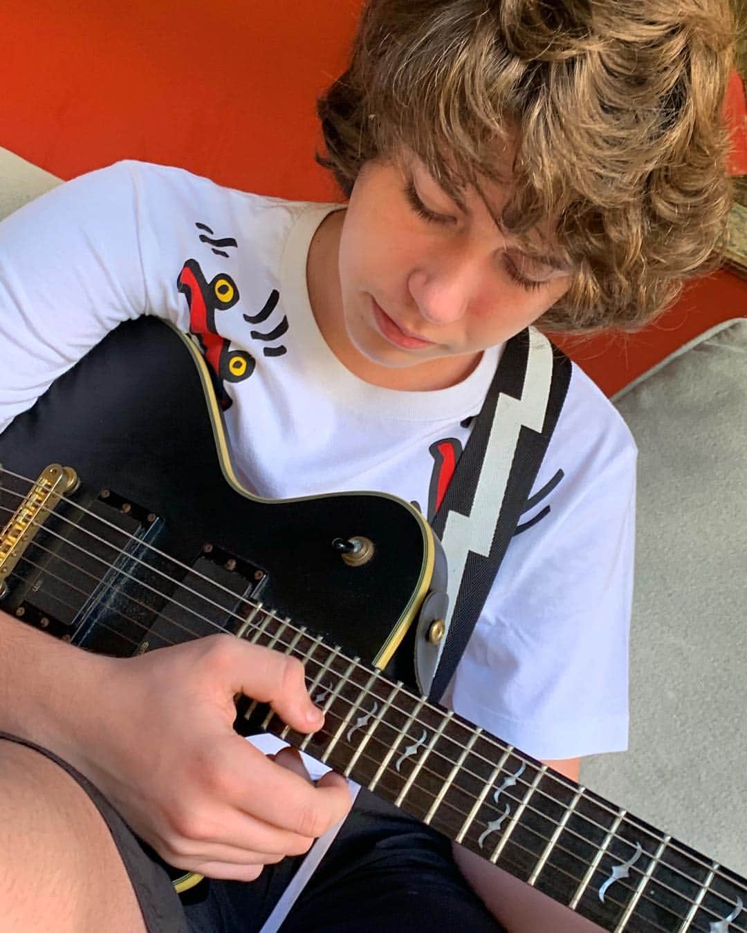 Giovanna Antonelliのインスタグラム：「🌈MEU AMOR! #meufilho #meuorgulho ♥️」