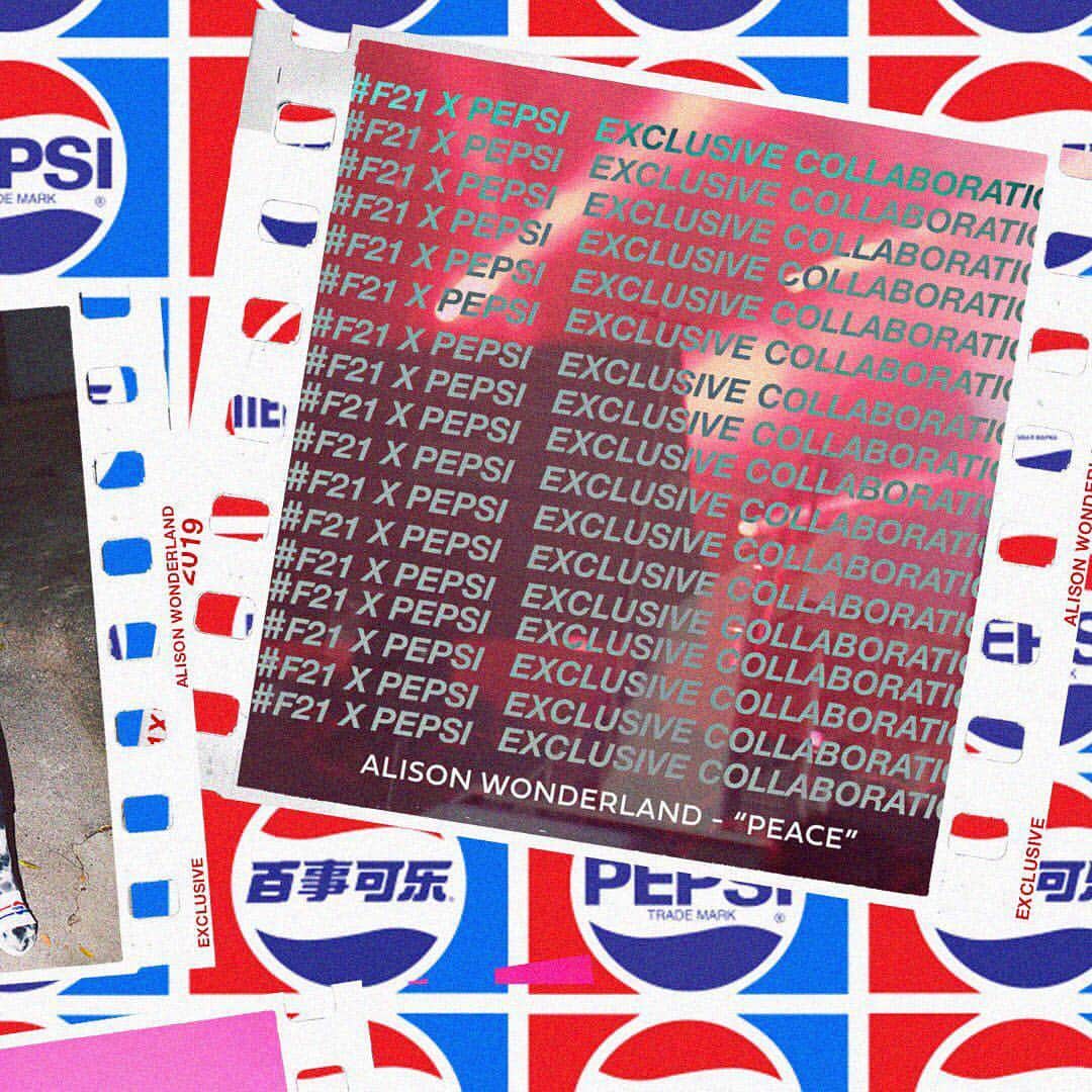 Forever 21 Menさんのインスタグラム写真 - (Forever 21 MenInstagram)「Our *EXCLUSIVE* F21xPEPSI collection ft. @alisonwonderland is available now! Who’s tryna cop 🥤 #f21xpepsi #f21xmusic #alisonwonderland」4月19日 5時20分 - forever21men