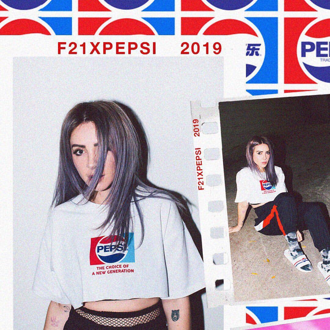 Forever 21 Menさんのインスタグラム写真 - (Forever 21 MenInstagram)「Our *EXCLUSIVE* F21xPEPSI collection ft. @alisonwonderland is available now! Who’s tryna cop 🥤 #f21xpepsi #f21xmusic #alisonwonderland」4月19日 5時21分 - forever21men