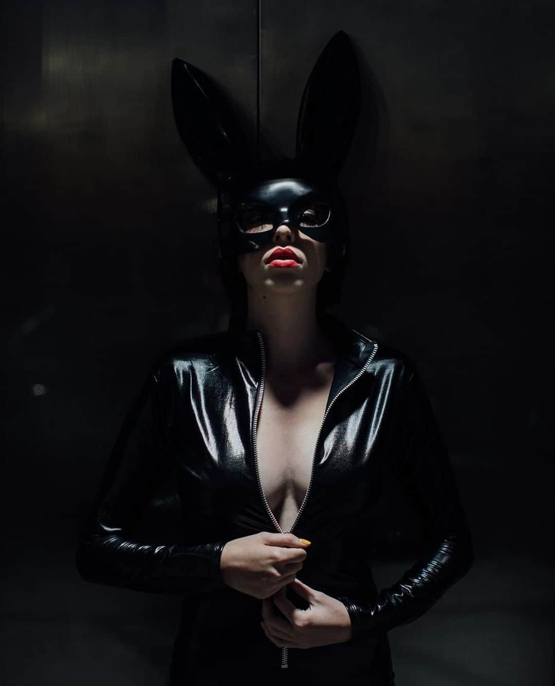 レッグアベニューさんのインスタグラム写真 - (レッグアベニューInstagram)「🐰 BEWARE OF BAD BUNNIES THIS EASTER 🐰⁣ ⁣ Click the Link in Bio for this Outfit⁣ ⁣ #legavenue #bunny #easterbunny #easter  #costume #costumes #halloween #cosplay #cosplayer #costumedesign #ootd #fashion #rabbitmask #masquerademask #masquerade #sexy #leather #wetlook #bdsm #kink #altmodel #altgirl #alternativegirl #alternativemodel #alternativefashion」4月19日 5時30分 - legavenue