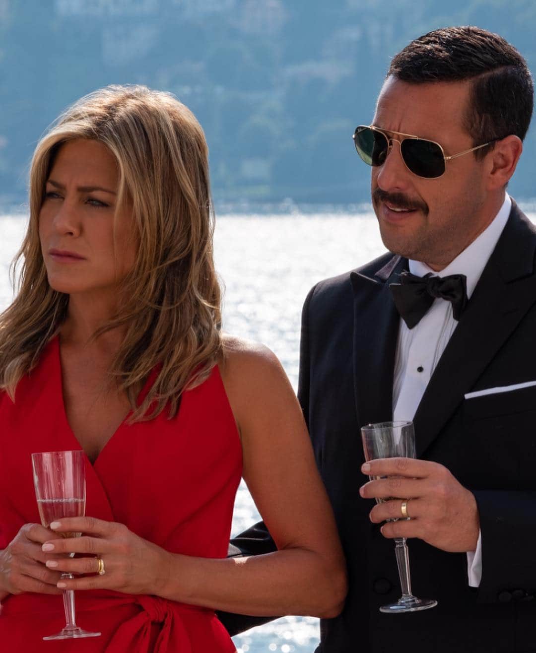Just Jaredさんのインスタグラム写真 - (Just JaredInstagram)「Here’s your first look at Jennifer Aniston and @adamsandler in their upcoming @netflix movie “Murder Mystery.” The film doesn’t have a release date yet but should hit the streaming service in June! #JenniferAniston #AdamSandler Photos: Netflix」4月19日 5時30分 - justjared