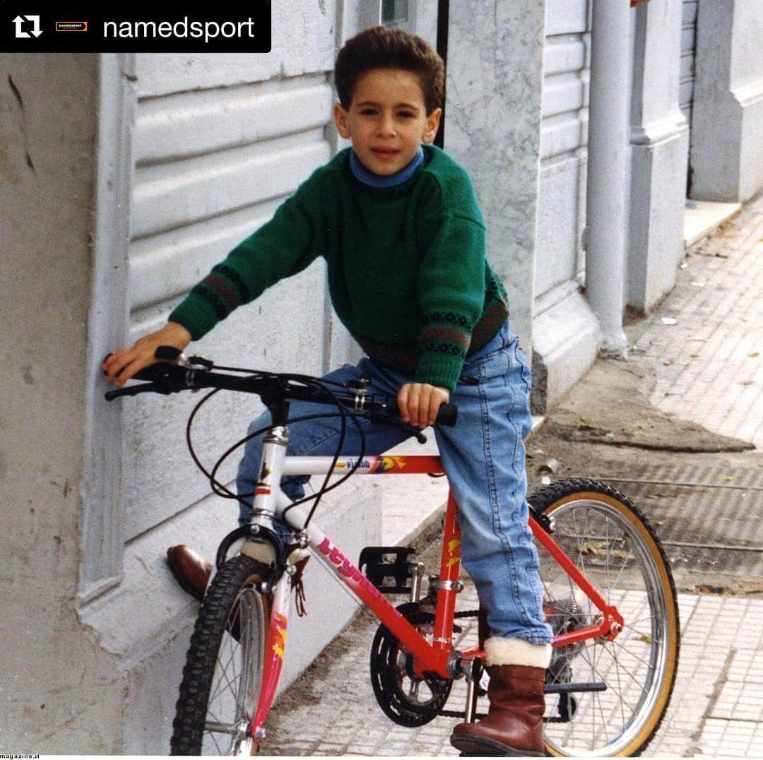 ヴィンチェンツォ・ニバリさんのインスタグラム写真 - (ヴィンチェンツォ・ニバリInstagram)「Flashback 🤓🤓🤓🤓thanks @namedsport #Repost @namedsport with @get_repost ・・・ QUIZ: Can you recognize who is the cyclist in the picture? Tag him in the comments below and discover a surprise for you! PH: cyclemagazine.it ────────────────── 👍🏼 Be sure to follow our page @namedsport. 👉🏻 Tag your photos #NamedSport for a chance to be featured! 🌐 Check our website for more details about our brand! ────────────────── | #StayTrained | #SuperFood | #Nutrition | #CyclingLegend | #Ciclismo | #Cobbles | #CyclingLife | #OutsideisFree | #RoadsLikeThese | #RideWithaView | #GoProCycling |」4月19日 5時31分 - vincenzonibali