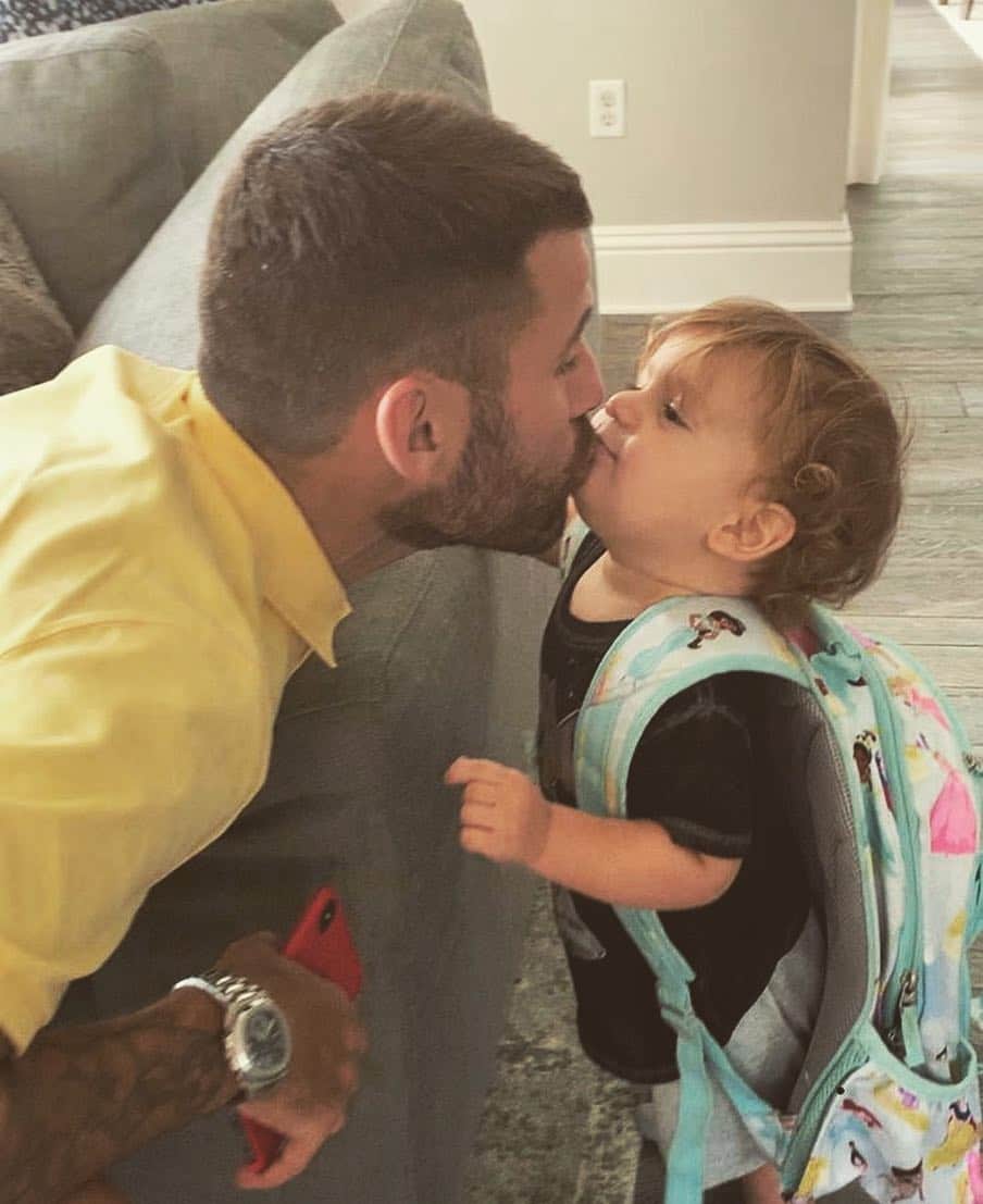 アントニオ・ノチェリーノのインスタグラム：「Little boy 💙」