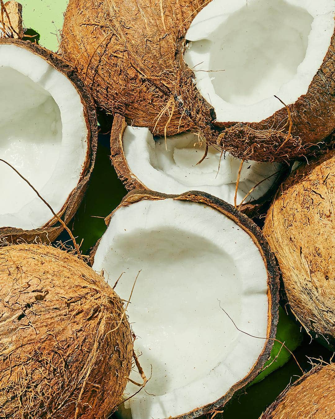 Chobaniのインスタグラム：「Coconuts are amazing. Discuss.」