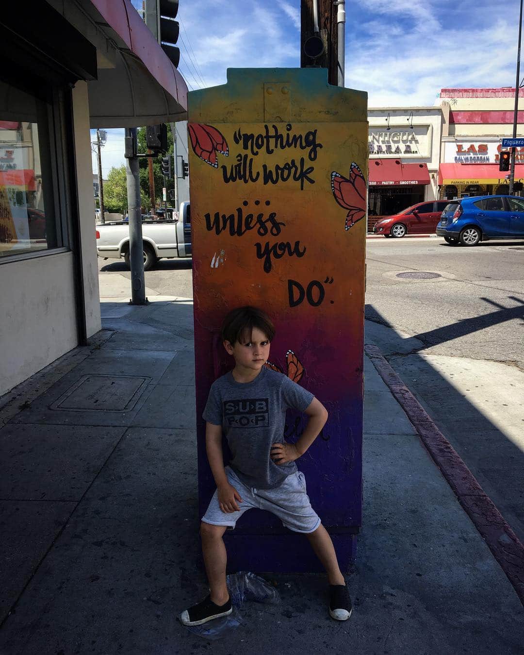 マイケル・マラーキーのインスタグラム：「The greatest and most challenging thing about being a parent is that you are constantly forced to work on overcoming the limitations of your former self on a daily basis. It turns the life you had beforehand upside down and yet provides you with a powerful opportunity to put the remaining pieces back together to create a much more focused and honest picture of who you are. For our children are an inseparable part of us. They are our teachers. That’s the mad magic of it. That is the lesson. But man....work.......work is the word....and this guy is worth it.」