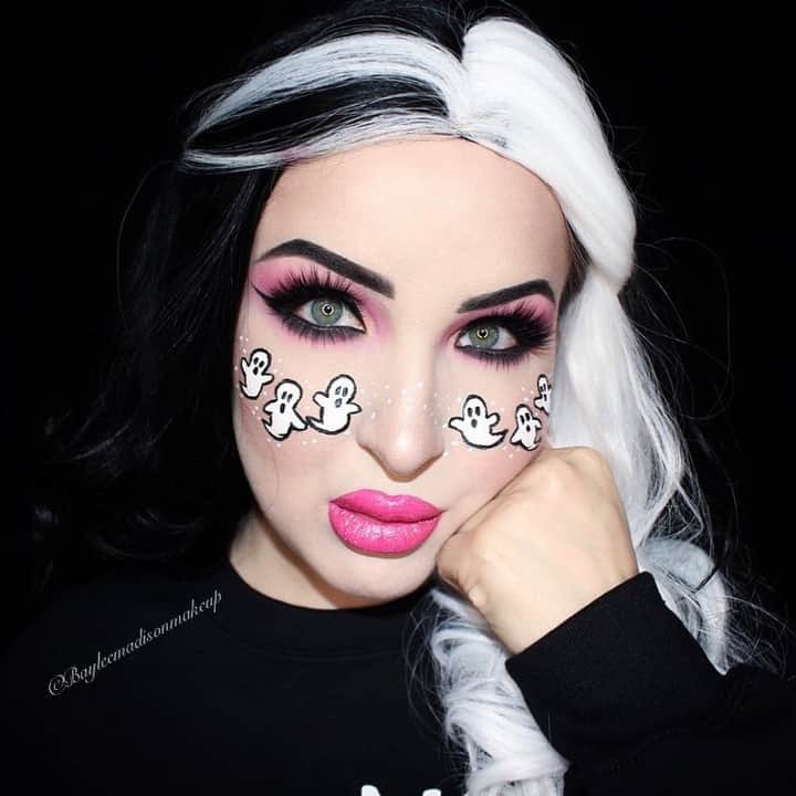 レッグアベニューさんのインスタグラム写真 - (レッグアベニューInstagram)「We are in love with this spooky ghost look by @bayleemadisonmakeup! Check out her page for more fun looks!⁣ ⁣ Click the Link in Bio for this Wig!⁣ ⁣ #legaveue #repost #boo #mario #makeup #mua #beauty #makeupaddict #fashion #instabeauty #motd #wakeupandmakeup #makeupjunkie #wig #wigs #hair #hairstylist #hairinspo #style #instahair #haironfleek」4月19日 8時30分 - legavenue