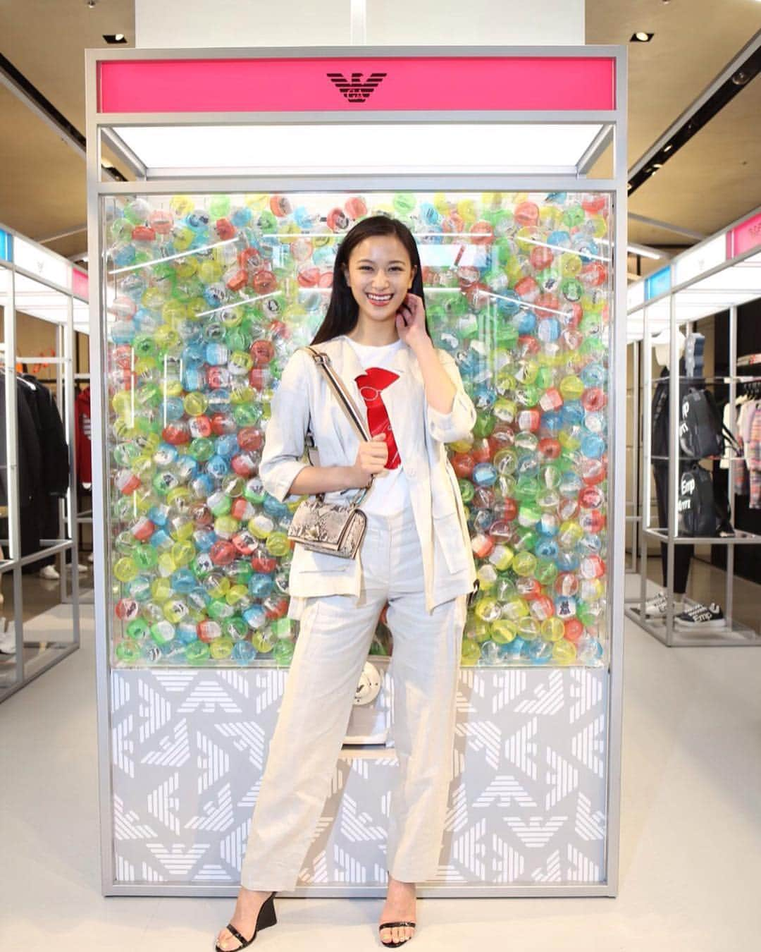 高橋ユウさんのインスタグラム写真 - (高橋ユウInstagram)「EMPORIO ARMANI POP UP EVENT "EMPORIO ARMANI EAGLE ARCADE" in AOYAMA,TOKYO  4/18(thu)〜4/28(sun)  エンポリオアルマーニのポップアップイベント🧸 ガチャガチャ、クレーンゲームが懐かしくて楽しいイベントがいっぱいでした。 バイクを漕いで、1位を獲ったらプレゼントも貰えるとのことで、 ガチ。笑  全身ARMANI👗  #emporioarmani #armani #eaglearcade  #エンポリオアルマーニ #アルマーニ #イーグルアーケード」4月19日 9時10分 - takahashiyu.official