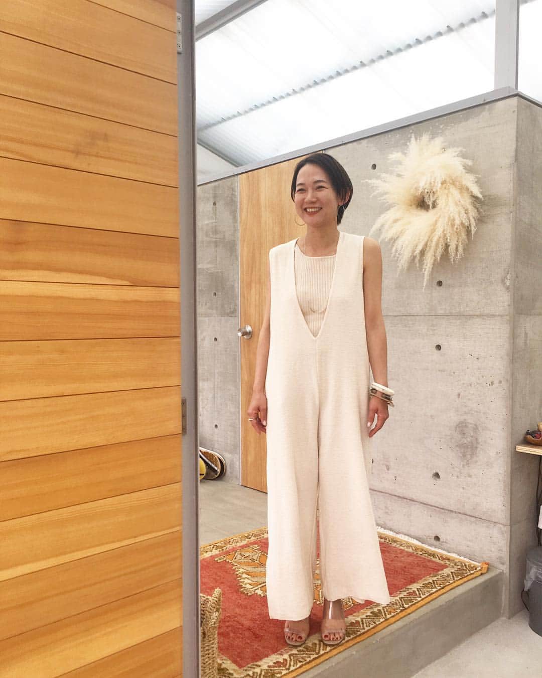のインスタグラム：「Rib knit tank top ﻿ Pile V-all in one﻿ ﻿ ﻿ #kiira #ss19 #collection ﻿ #spring #summer ﻿」