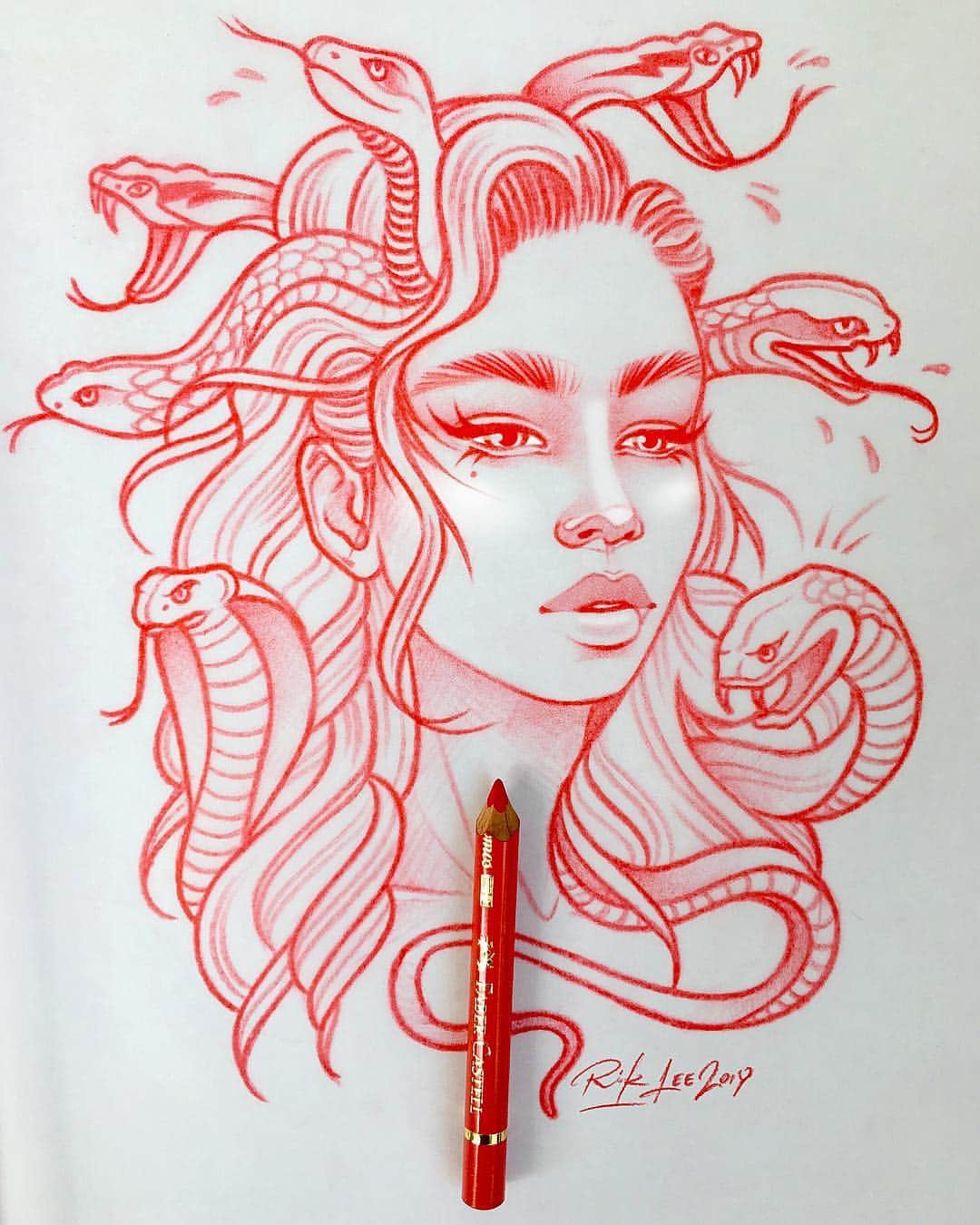Rik Leeさんのインスタグラム写真 - (Rik LeeInstagram)「Quickish concept sketch of Medusa. What do you think? No or yesssssssss? 🐍🐍🙆🏽‍♀️ . #riklee #drawing #process #art #illustration #sketch #medusa #tattoo」4月19日 9時58分 - rikleeillustration