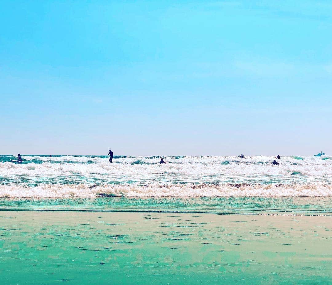 内山理名さんのインスタグラム写真 - (内山理名Instagram)「Have a beautiful day..🌕 ・ 本日 天秤座の満月  調和や美がキーワードなんだね。 わくわく。 ・ #sea #fullmoon #goodtime」4月19日 10時09分 - rinauchiyama_official