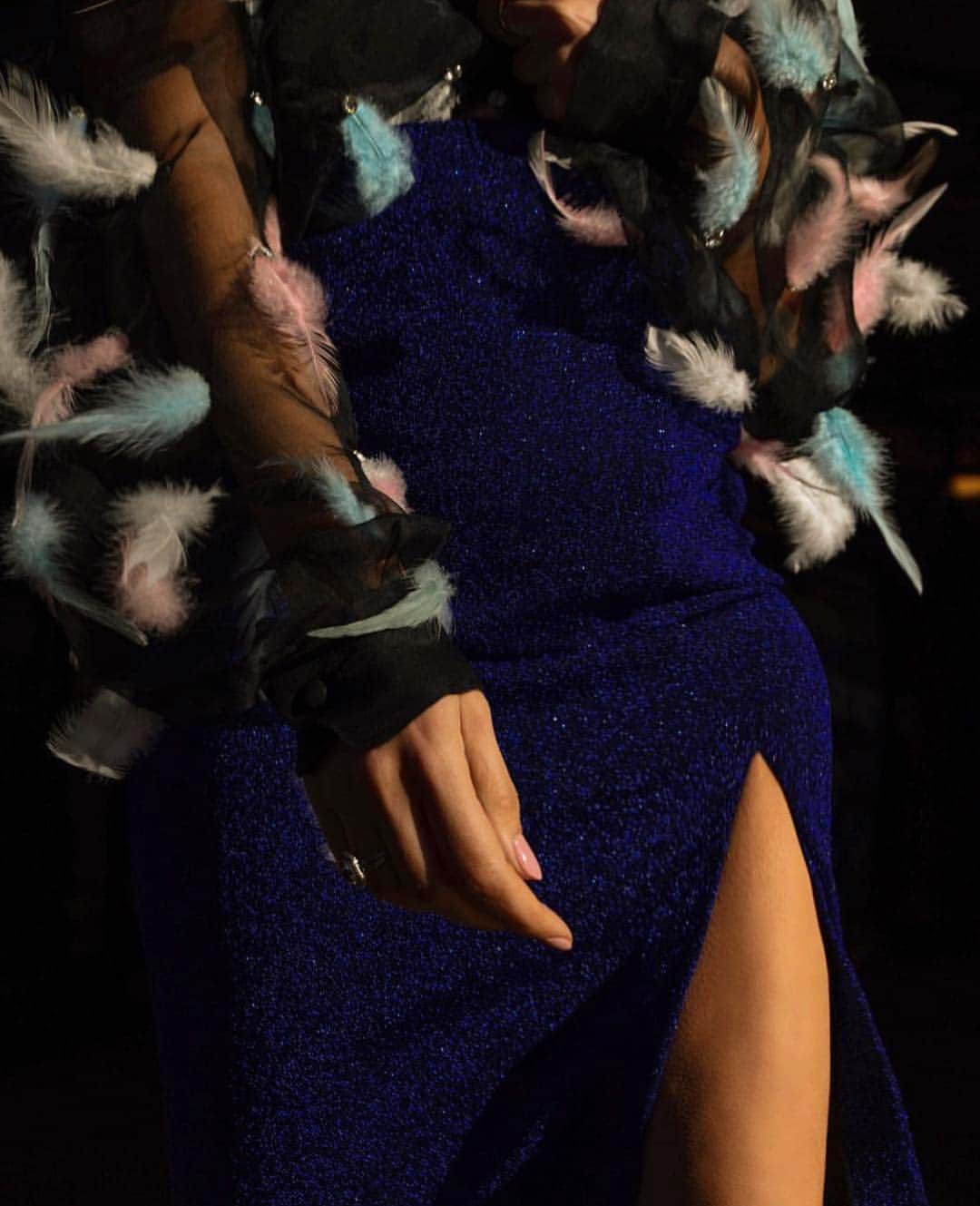 オージュールルジュールのインスタグラム：「#flowing towards #SS19 @aujourlejour_official 🌷🌷」