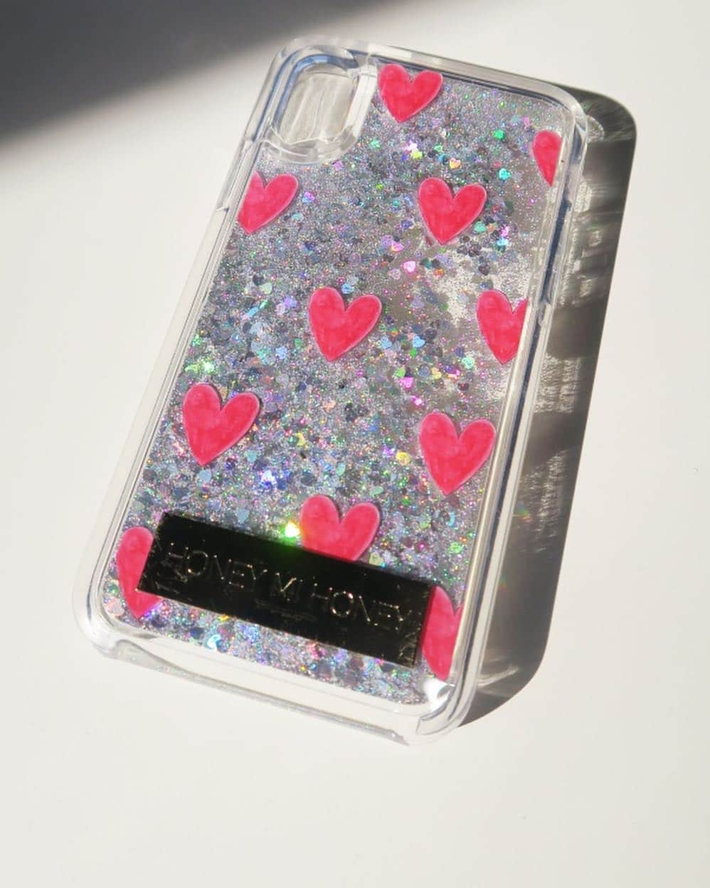 HONEY MI HONEY OFFICIALさんのインスタグラム写真 - (HONEY MI HONEY OFFICIALInstagram)「NEW IN！  glitter heart iPhonecase ¥3,300  aurora pink red  iphone6/6s7/8 iphoneX/XS  @honeymihoney_style  #HONEYMIHONEY」4月19日 20時16分 - honeymihoney_official