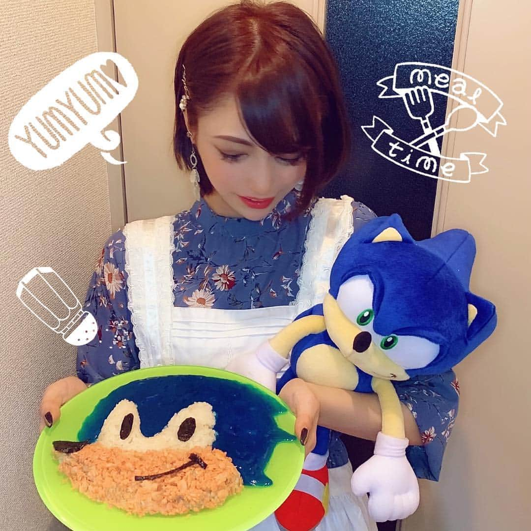 サキ吉さんのインスタグラム写真 - (サキ吉Instagram)「今日のご飯は #ソニックカレー www 味は普通のカレーでした😂❣️ ． SEGAさん大好きなので仕事ください😈❤️笑 ． #ソニック #ソニック盛り #SONIC #ジョイポリスのお土産 #SEGA」4月19日 20時32分 - sakikichi1201