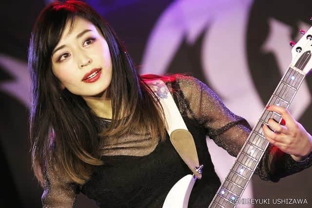 Yukiさんのインスタグラム写真 - (YukiInstagram)「D_Drive is playing at Fukushima OUTLINE tonight.  I'll do my best on the stage as well. Who's coming?  今日は福島OUTLINEでライブ！ きょうも気合い入れます💪  #D_Drive #yuki #guitar #marshall #esp #japan #guitarplayer #ゆき #rock #horizon3 #japanesewoman」4月19日 12時52分 - d_drive_gt_yuki