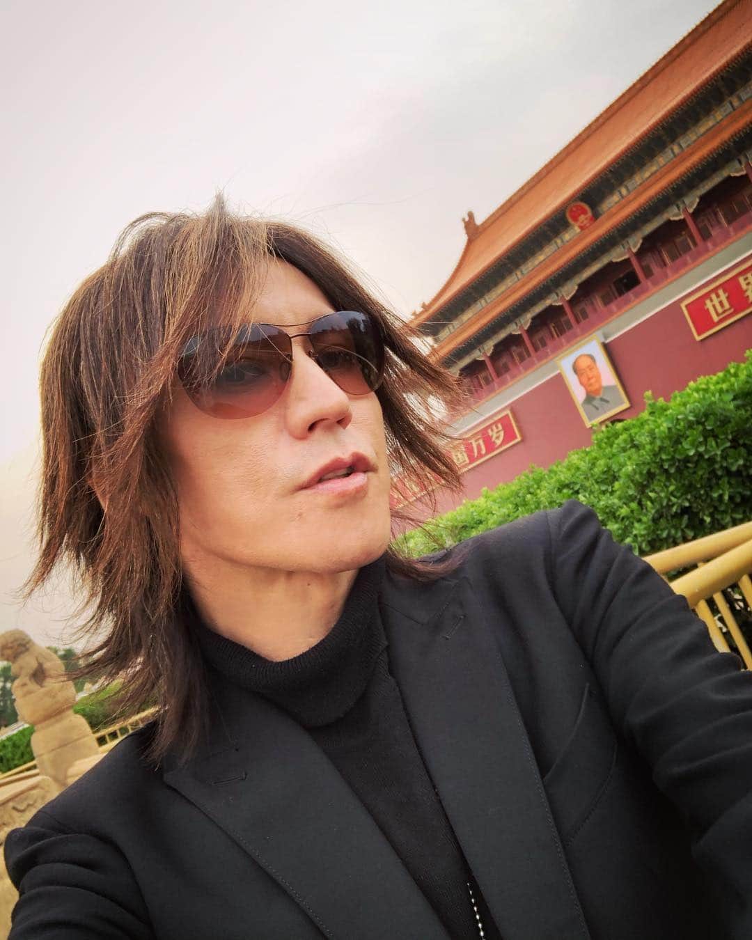SUGIZOさんのインスタグラム写真 - (SUGIZOInstagram)「北京。 想像以上に素晴らしい場所だった！ 再见. 我很快就回来的啊!!」4月19日 13時14分 - sugizo_official
