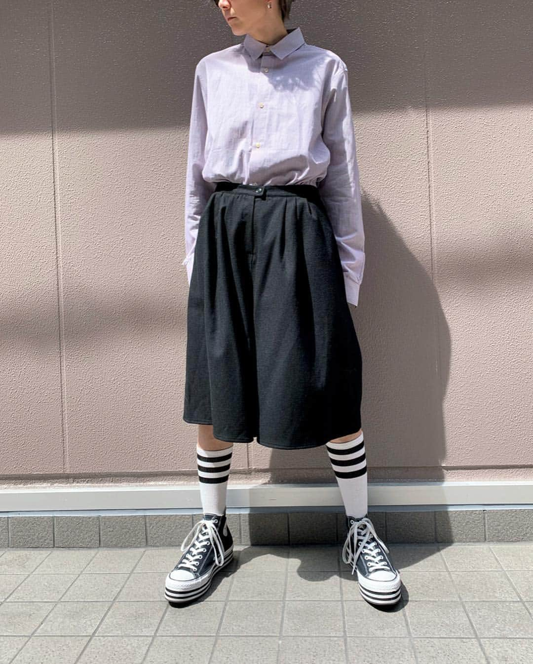 ジャムルさんのインスタグラム写真 - (ジャムルInstagram)「A.P.C. pinstripe shirts ¥5000+tax . buggy silhouette pants ¥5500+tax . #お問い合わせはお電話で承ります #jammru  #osaka  #fashion  #streetstyle  #streetfashion  #vtg  #vintage  #used  #usedclothing  #古着 #古着屋 #ファッション #70s #80s #90s」4月19日 14時00分 - jammru