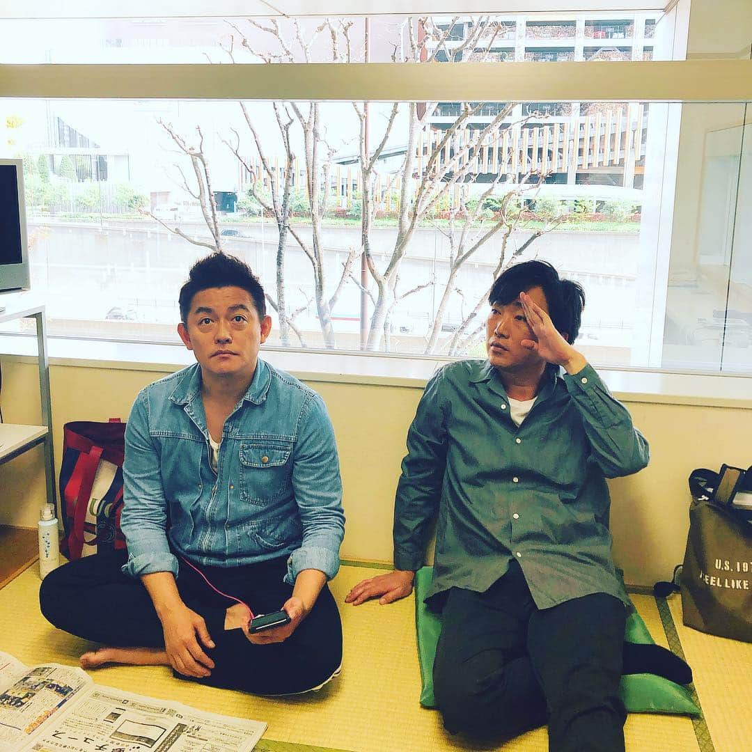 小沢一敬さんのインスタグラム写真 - (小沢一敬Instagram)「歌を歌う番組収録」4月19日 14時13分 - ozawakazuhiro