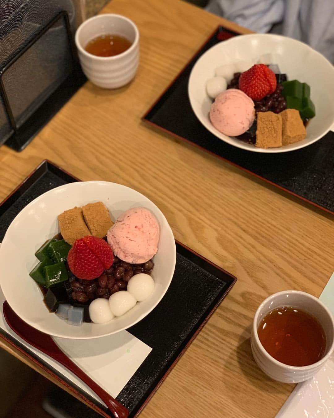 青山有紀のグルメインスタ