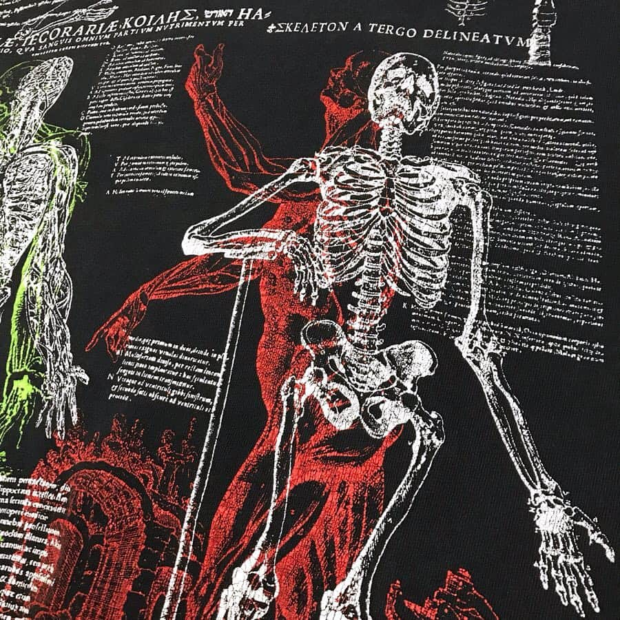 ジャムルさんのインスタグラム写真 - (ジャムルInstagram)「... 4/20 Special New Arrivals !! . . 1980-90's Human Anatomical ［ #jammru_tee ］  商品のお問い合わせは22日（月）以降、 お電話で承ります。  #jammru #fashion  #streetstyle #streetfashion  #vtg  #vintage  #used  #usedclothing #70s #80s #90s #vintagetshirt #vintagetee  #tshirt #tee #vintageshirt #rocktshirt #古着 #古着屋 #ファッション #バンドT #バンT #movietshirt  #movie #art #arttshirt  #humananatomy  #skull」4月19日 21時41分 - jammru