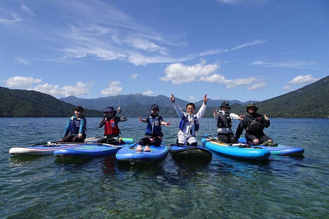 TOBU RAILWAY（東武鉄道）さんのインスタグラム写真 - (TOBU RAILWAY（東武鉄道）Instagram)「. 🚩Lake Chuzenji 🚩中禅寺湖 🚩주젠지 호 . . [Let's experience SUP at Lake Chuzenji in Oku Nikko!] . @supsupnikko . You can experience SUP(Stand Up Paddleboard) at Lake Chuzenji in Oku Nikko. The waves are relatively calm and beginners can enjoy it as well. SUP YOGA is also recommended for those who like yoga. SUP!SUP! allows you to rent all the tools, and local instructors give you lessons, so we would recommend it to those who are new or experienced. You can also take lessons in English, please inquire at the time of reservation. . . 【오쿠닛코 주젠지 호에서 SUP을 체험하자!】 . 오쿠닛코에 있는 주젠지 호에서는 SUP(스탠드업 패들 보드)를 체험할 수 있습니다. 비교적 물결도 온화해서 초심자 여러분도 즐길 수 있습니다. 요가를 좋아하시는 분에게는 SUP YOGA도 추천입니다. SUP! SUP!에서는 도구 등이 모두 대여 가능하며, 이 지역 강사분의 레슨도 있어 초보자나 경험자 모두에게 추천드립니다. 영어 레슨도 가능하니 예약하실 때 문의해주시기 바랍니다. . . . #tobujapantrip #japan #nikko #japanlandscape  #photo_shorttrip #photo_travelers #jp_gallery #instatravel #worldcaptures  #travelingram #bestjapanpics #lovejapan #japan_of_insta #art_of_japan_  #moodygrams #beautifuljapan #닛코 #주젠지호 #관동 #여행스타그램 #여행 #일본여행 #여행기록 #여행스냅 #건축 #okunikko #lakechuzenji #sup」4月19日 16時20分 - tobu_japan_trip