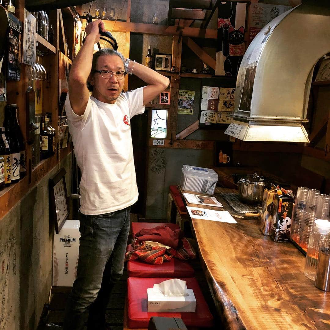 山川のりをのインスタグラム：「今夜は甲府如月カフェにてギターパンダライブです。18時/19時、3000円+Dです。共演はフルノイズのマサルさんとノブさん。お近くの方々会いにきてアイニージュー！」