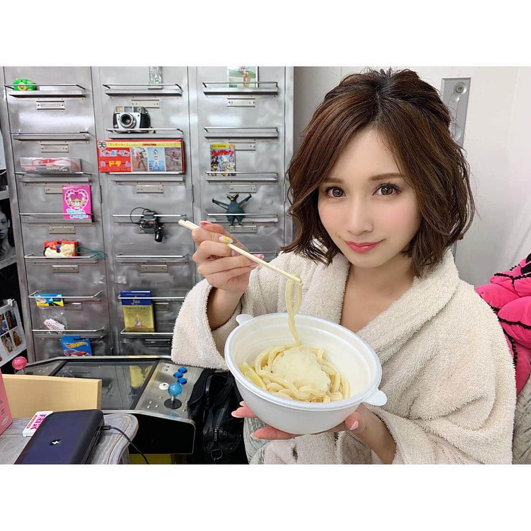 小島みなみさんのインスタグラム写真 - (小島みなみInstagram)「. . インフルエンザに やられていました.. . 今日から お仕事 ε٩( º∀º )۶з . うどん..うますぎる。 . . .」4月19日 18時00分 - kojima_minami_373