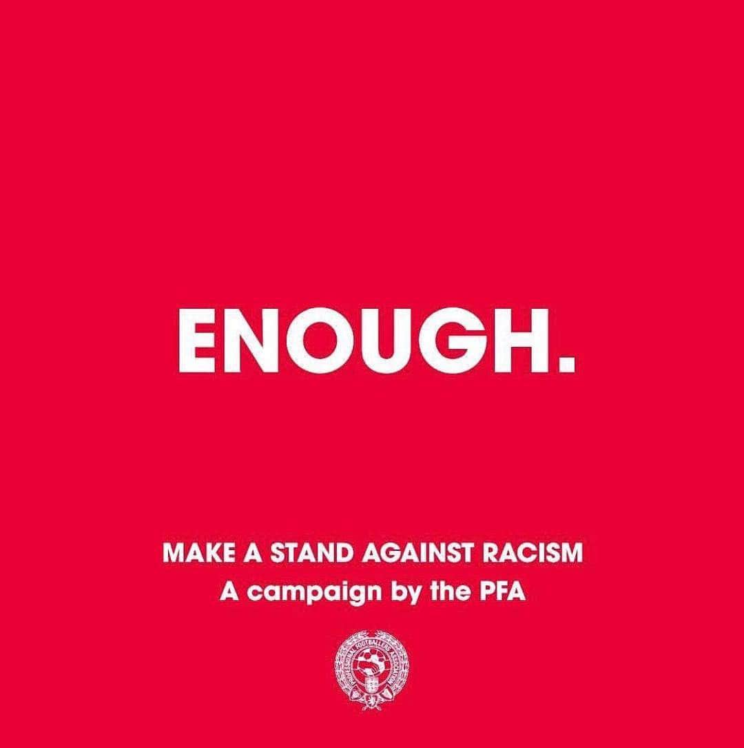 マヌエル・ランシニのインスタグラム：「#Enough We are making a stand against racist abuse.  We recognise that our platforms come with responsibility, and so we are using our voice to stand against racist abuse.  Together, we are calling on social media platforms and footballing bodies to do more!」