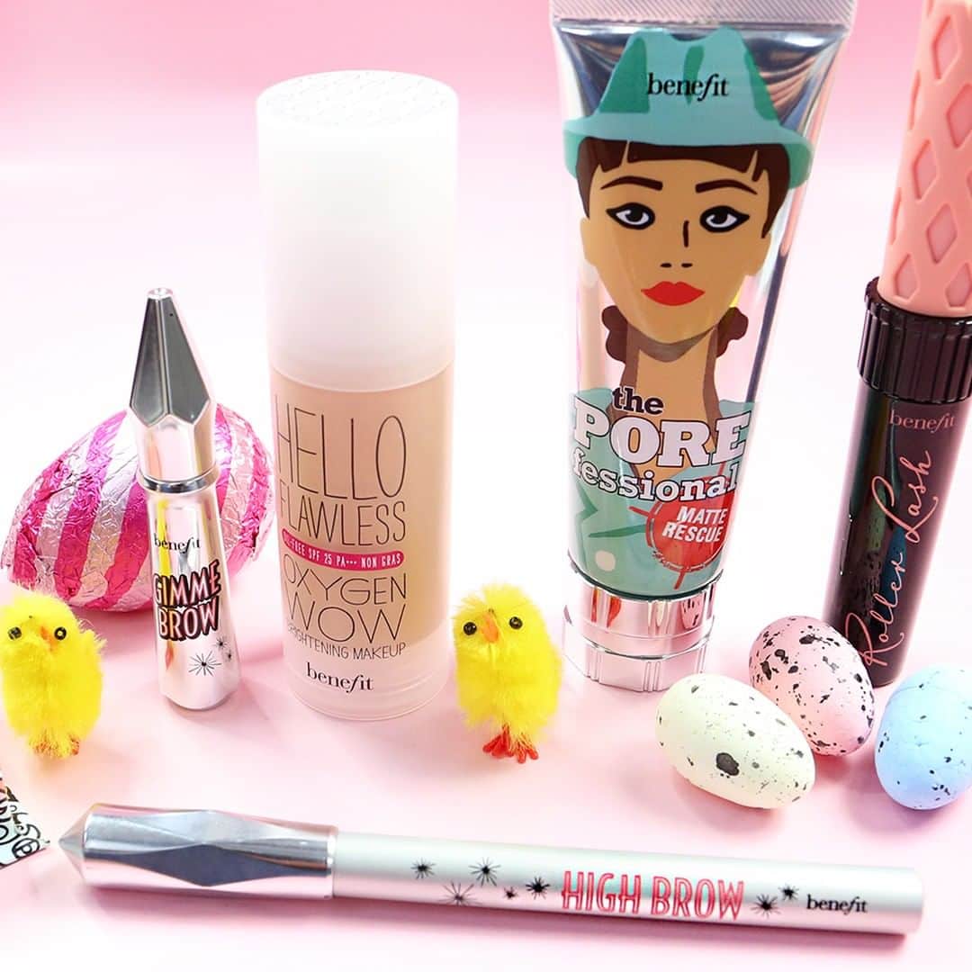 Benefit Cosmetics UKさんのインスタグラム写真 - (Benefit Cosmetics UKInstagram)「We are going EGGstra for Easter 🐣 Tag a bestie who deserves something EGGstra special in the comments below 😘 for your chance to #win £100 worth of Benefit goodies for you and your bestie! Competition closes at midnight on Sunday, so what are you waiting for gorgeous... get tagging 😉 (T&Cs in bio) #EGGstra #easter #benefit #beauty #gimmebrow . . . 📷 Image Description: Benefit products next to some Easter eggs」4月19日 19時00分 - benefitcosmeticsuk