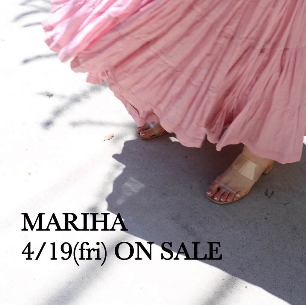 トライセクトさんのインスタグラム写真 - (トライセクトInstagram)「@noble.jp ﻿ ﻿ 「MARIHA 」 4/19(fri) ON SALE!!﻿﻿﻿ ﻿﻿ 本日いよいよMARIHAが全店一斉に販売START!﻿﻿﻿ ONLINE SHOPでは﻿既に完売アイテムが出るほどの人気﻿昨年買い逃した方もお見逃しないように。﻿﻿ ﻿﻿﻿ 店頭ではNOBLEがセレクトした﻿ワンピース﻿とスカートが揃っています早い者勝ちです!﻿ぜひお見逃しないようお試しください﻿﻿﻿ ﻿﻿﻿ no.1-3﻿﻿ 草原の虹のドレス ¥27.000(+tax)﻿﻿﻿ ﻿﻿﻿ no.4-5﻿﻿ 海の月影のドレス ¥26.000(+tax)﻿﻿﻿ ﻿﻿ no.6﻿﻿ 夏のレディのドレス﻿﻿ ﻿﻿ no.7-8﻿﻿ 草原の虹のスカート ¥24.000(+tax)﻿﻿﻿ ※5月別注サイズ入荷予定﻿﻿ ﻿﻿ no.9﻿﻿ 夏のレディのドレス ¥26.000(+tax)﻿﻿ ※5月別注サイズ・カラー入荷予定﻿﻿ ﻿﻿ no.10﻿﻿ 夏の光のドレス ¥25.000(+tax)﻿﻿ ※5月入荷予定﻿﻿ ﻿﻿﻿ ※お取り寄せ・お取り置きは承っておりません。﻿予めご了承ください﻿﻿﻿ ※詳しくは店舗スタッフまでお問い合わせください﻿﻿ ﻿﻿ ﻿﻿ #new #item #collection ﻿﻿﻿﻿#MARIHA﻿﻿ #feminine #styilsh #simple #modern﻿﻿ #instagood #noble #baycrews﻿﻿﻿﻿﻿﻿ #ノーブル#ベイクルーズ﻿﻿ ﻿﻿ ﻿﻿ ﻿#2019ss_baycrews ﻿﻿﻿﻿﻿ #baycrews40周年 ﻿﻿﻿﻿﻿﻿﻿﻿」4月19日 19時44分 - baycrews