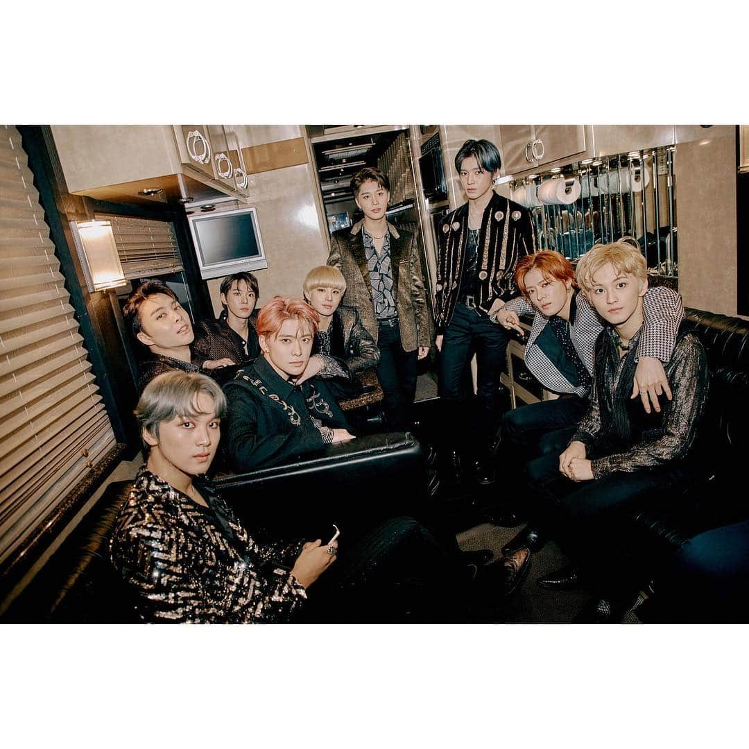 NCT 127さんのインスタグラム写真 - (NCT 127Instagram)「After falling asleep before 9 yesterday, this morning I woke up remembering that we were on GMA and StrahanAndSara. What a crazy day yesterday was, and I cant wait to debut our new album. -Johnny  #NCT127onGMA 💚❤️ #WE_ARE_SUPERHUMAN #NCT127_SUPERHUMAN #NCT127 #SUPERHUMAN  #NEOCITYinUSA #NCT127inUSA #NEWYORK #NCT127 #NCT」4月19日 19時55分 - nct127