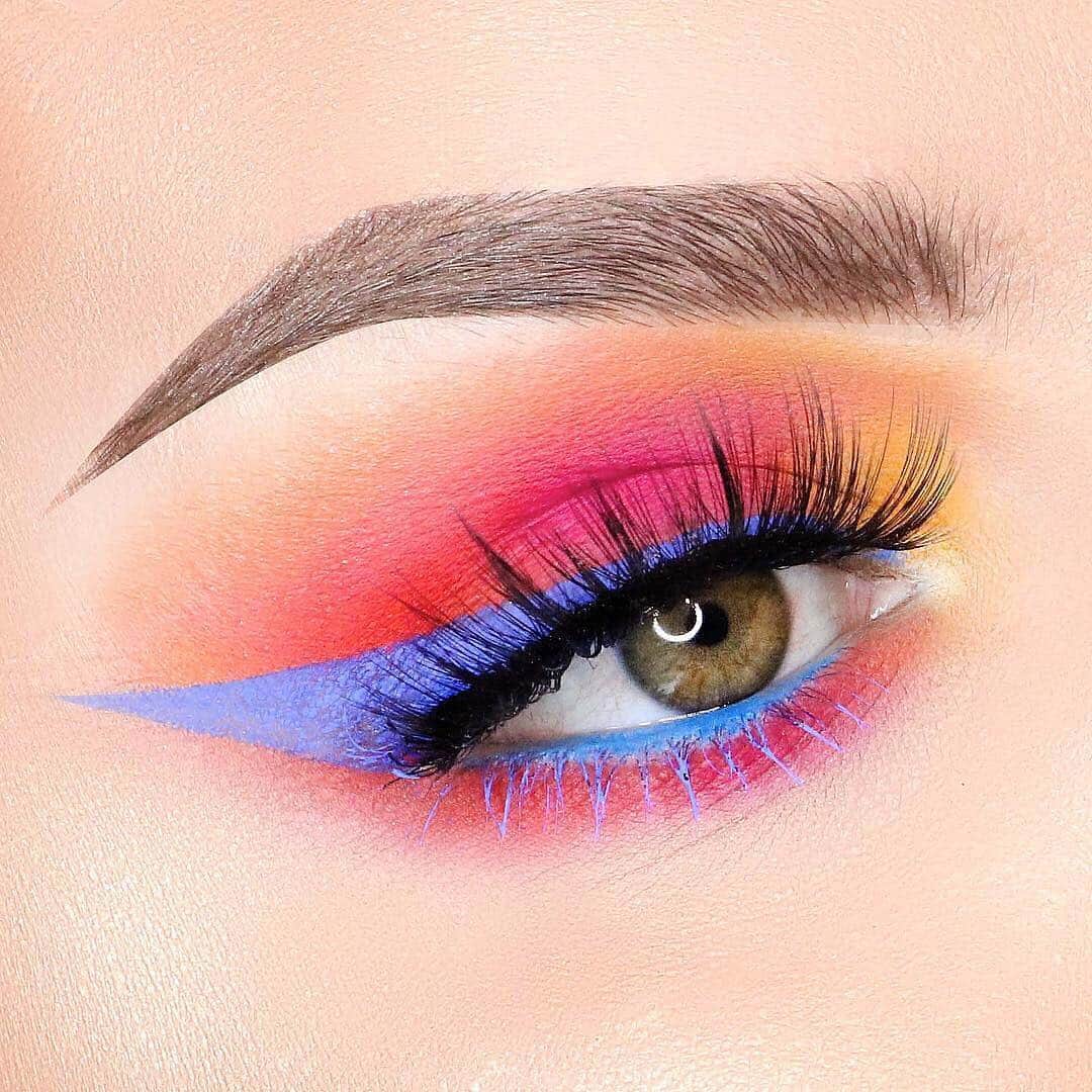 ULTA Beautyさんのインスタグラム写真 - (ULTA BeautyInstagram)「We can't stop staring at this colorful look, @maryandpalettes 💙❤️💛 ⠀⠀⠀⠀⠀⠀⠀⠀⠀ ⠀⠀⠀⠀⠀⠀⠀⠀⠀ Beauty, your way 🙌 Share your pics with us by using #ultabeauty! 📷: @maryandpalettes」4月20日 6時29分 - ultabeauty
