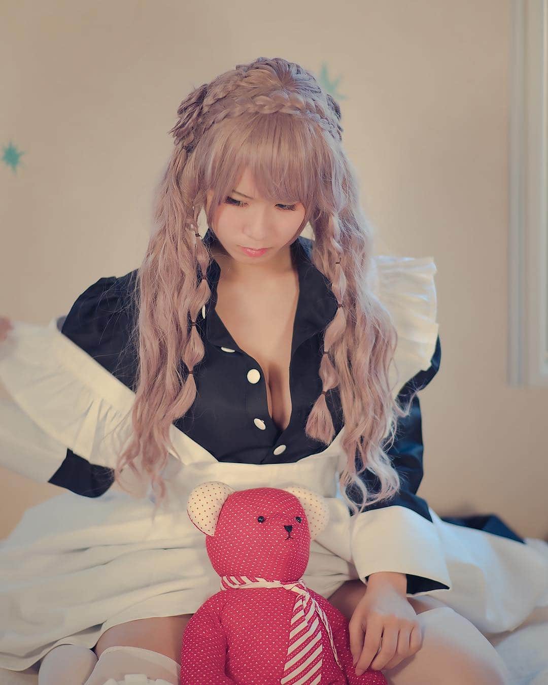七瀬さくらさんのインスタグラム写真 - (七瀬さくらInstagram)「今日はMRI検査結果でた。 はー、想定外のことめっちゃ起きたけど、厄除けしてからいいことばっか起きてる気がする。 運がっょぃ🗽🗽🗽 静止画も戻ってきたし👍👍👍👍👍 #メイド服 #maid #maidcosplay  #メイドコスプレ #コスプレ #コスプレイヤー  #cosplayersofinstagram #animecosplay #cosplay #cosplays #cosplayer #cosplaygirl #otaku #cosplaymodel #cos #KAWAII #anime #game #event #kawaiigirl #otaku #косплей #cosplaylife #cosplaying #코스프레 #كوسبلاي #角色扮演 #mignonne」4月19日 22時16分 - 739ra