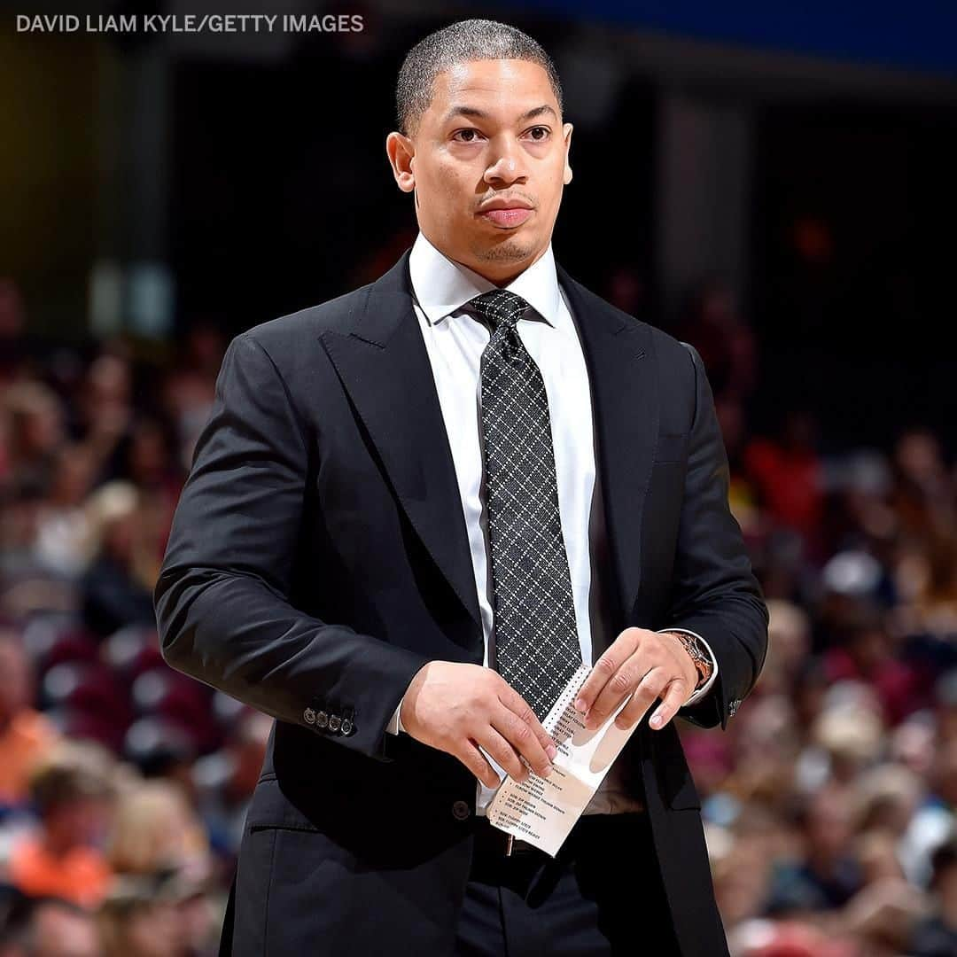 スポーツセンターさんのインスタグラム写真 - (スポーツセンターInstagram)「Lakers GM Rob Pelinka is meeting with coaching candidate Ty Lue on Friday, league sources told @wojespn.」4月19日 22時21分 - sportscenter