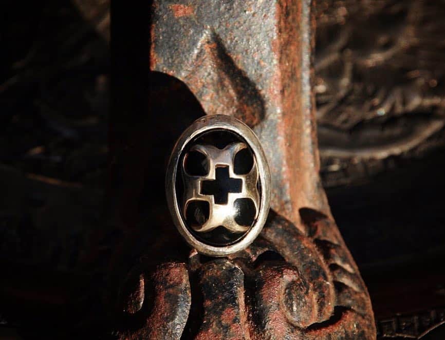 アレックスストリーターさんのインスタグラム写真 - (アレックスストリーターInstagram)「Silver inspired by days of Old... The Crusader Cross Ring by #AlexStreeter」4月19日 22時51分 - alexstreeternyc