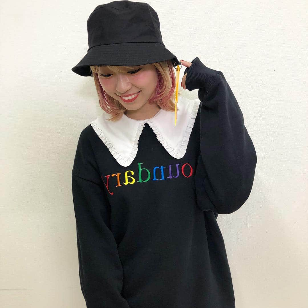 大矢梨華子さんのインスタグラム写真 - (大矢梨華子Instagram)「Live Shop!﻿ ありがとうございました！﻿ セルフプロデュースでつくるモノは全て可愛くて大切で、、、﻿ またお気に入りのグッズができました☺︎💓﻿ ﻿ わたしとみんなでデザインをしたバケットハットは4月25日(木)まで販売しているので是非、Live Shop!からチェックしてGETしてくださいっ」4月19日 22時56分 - rikako_ooya